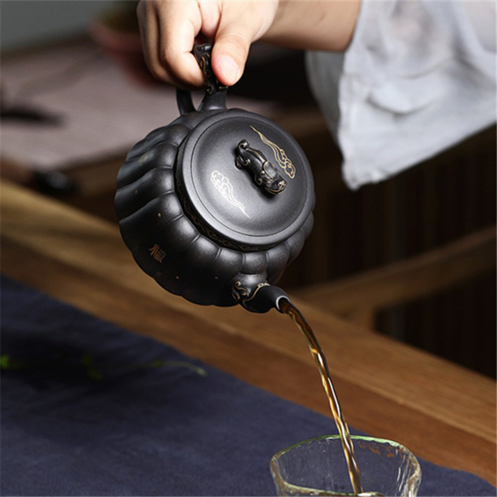 Premium Yixing Black Clay Dragon Lid Teapot - Authentic Chinese Purple Clay Teapot for Oolong & Pu-erh Tea Brewing - Perfect for Tea Ceremonies & Home Decor