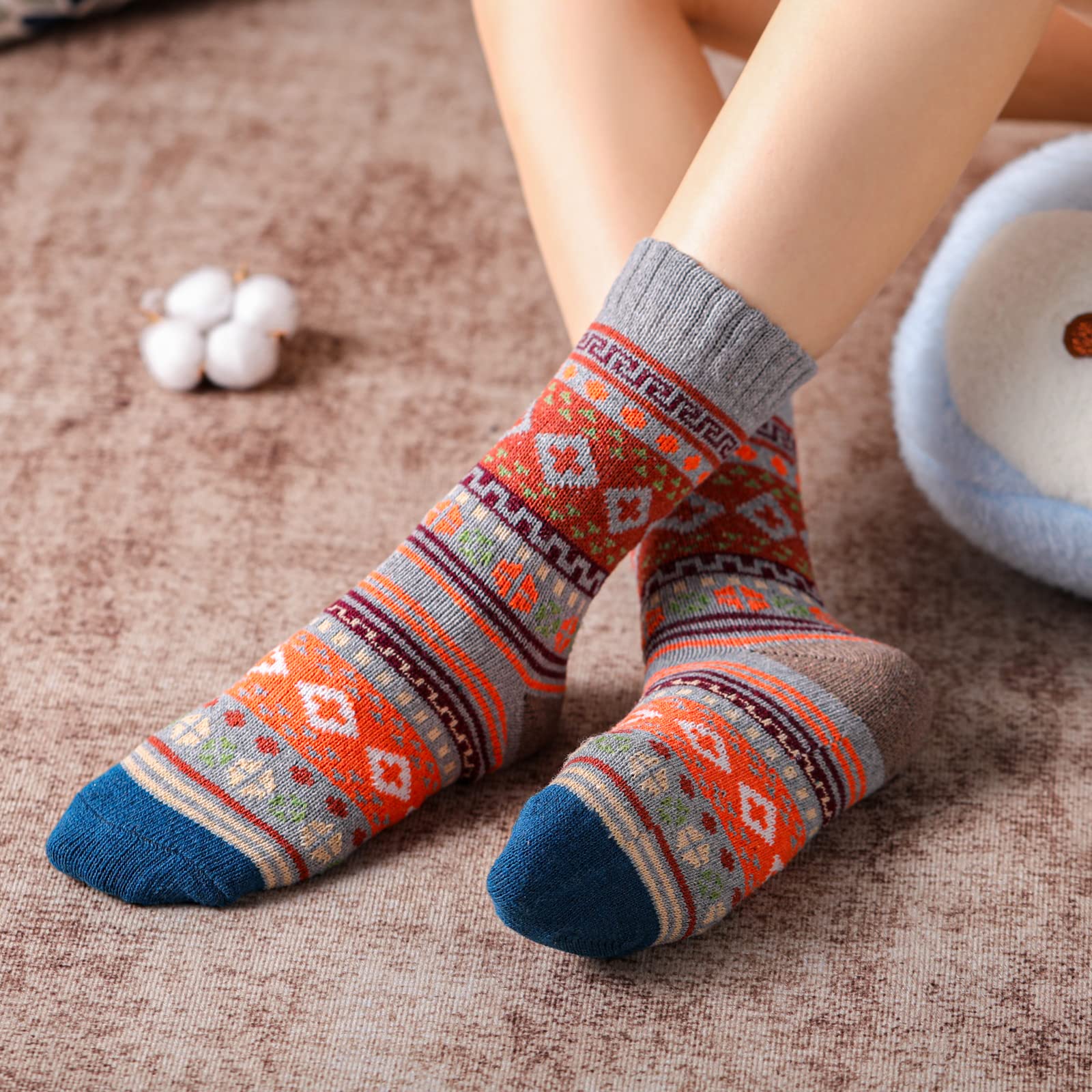 Soft Cozy Wool Socks for Women & Men - 5 Pairs Warm Knit Winter Socks | Perfect for Cold Weather, Hiking & Home Comfort