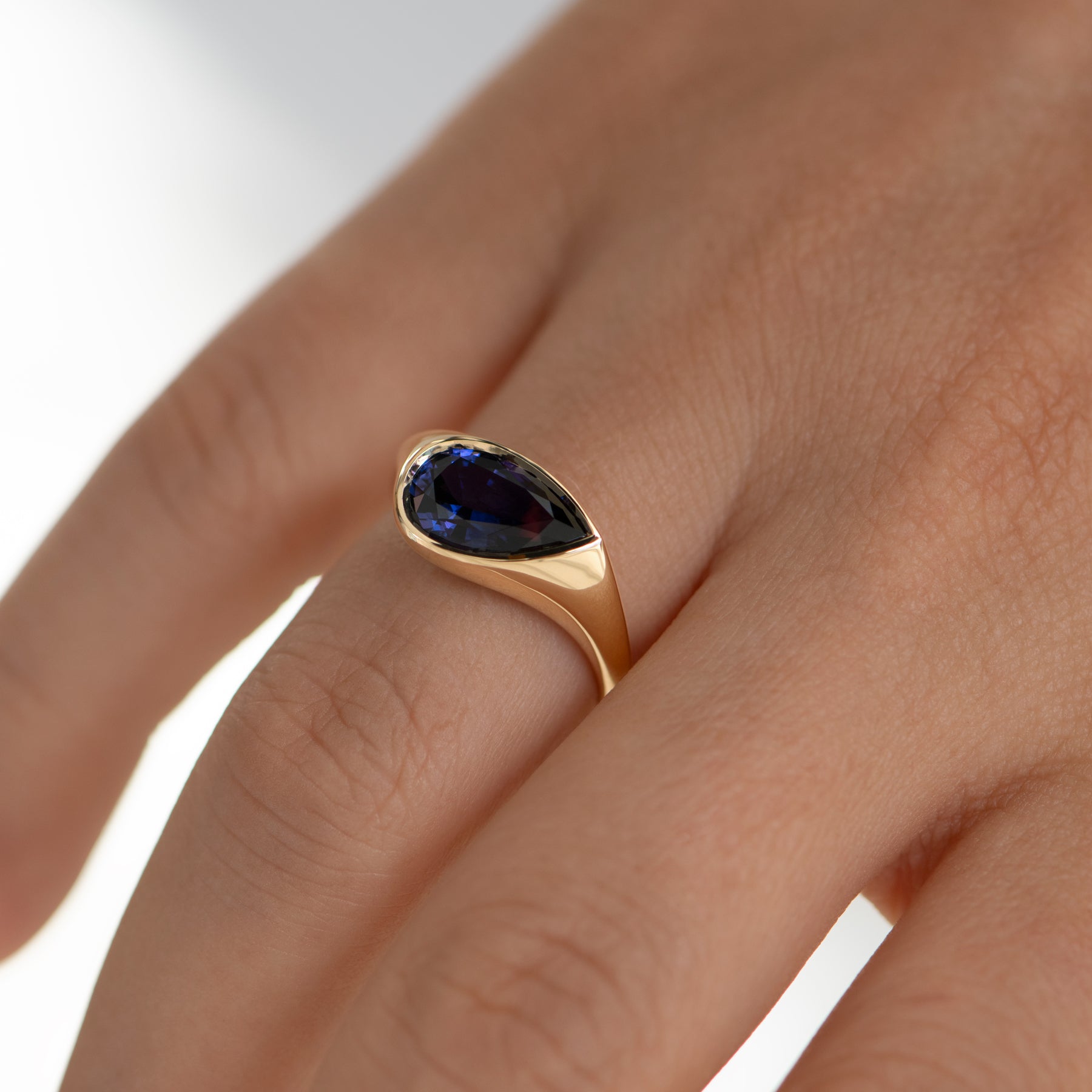 Violet Purple Pear Shape Sapphire Solitaire Ring - Elegant Engagement & Wedding Jewelry for Women