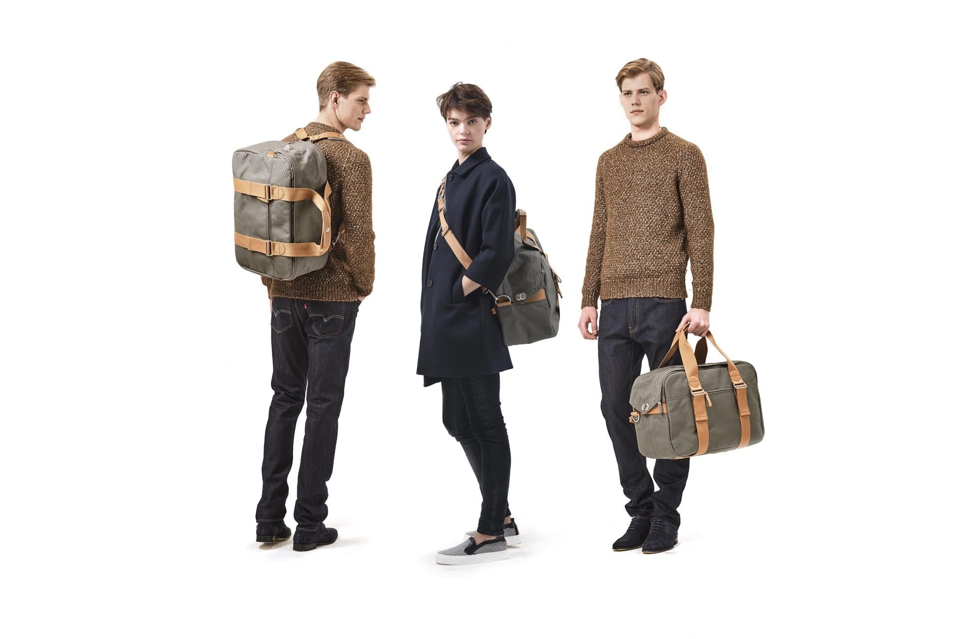 Qwstion Weekender Bag - Stylish & Durable Travel Backpack for Men & Women - Perfect for Weekend Trips, Gym, Work & Outdoor Adventures
