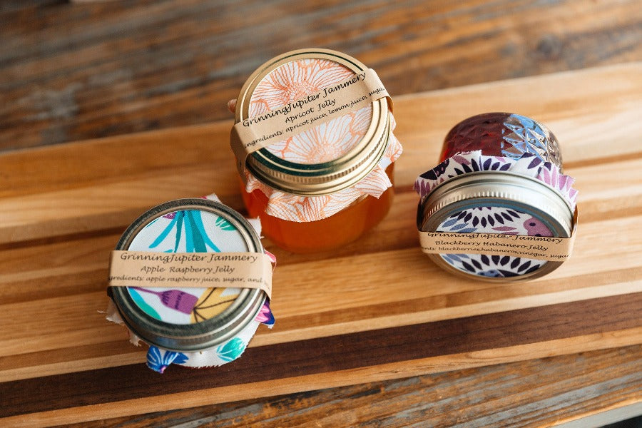 Grinning Jupiter Jelly Candy - Sweet & Chewy Fruit Flavored Jelly Snacks - Perfect for Parties, Gifts & Movie Nights