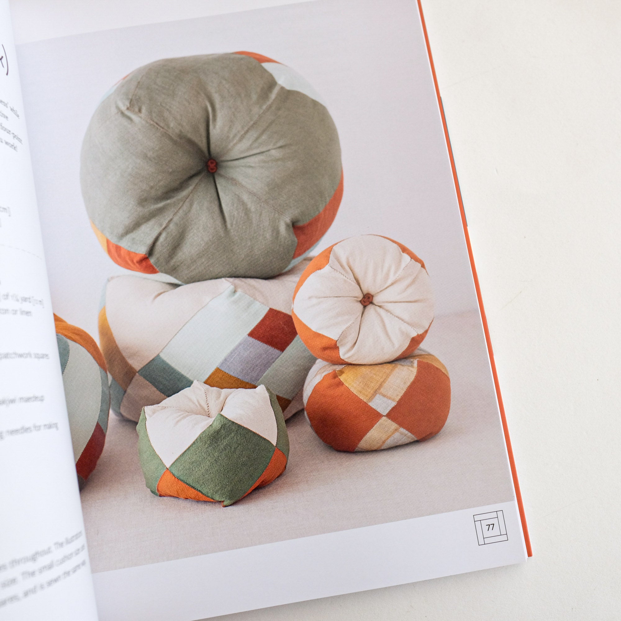 Bojagi: The Art of Korean Textiles by Youngmin Lee - Traditional Korean Wrapping Cloths for Gift Wrapping, Home Decor & Cultural Preservation
