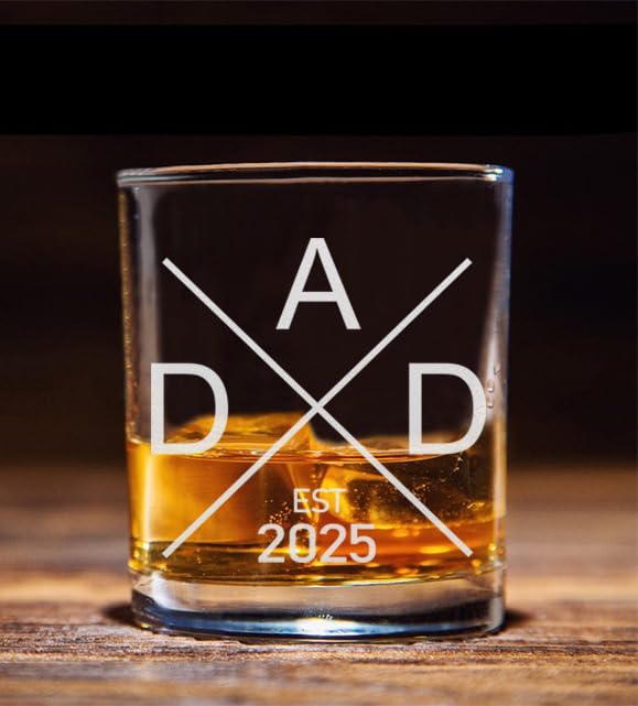 Personalized Whiskey Glass for New Dad - Engraved 'Established 2025' Pregnancy Announcement Gift - Perfect for First-Time Fathers, Baby Shower & Father's Day Celebrations