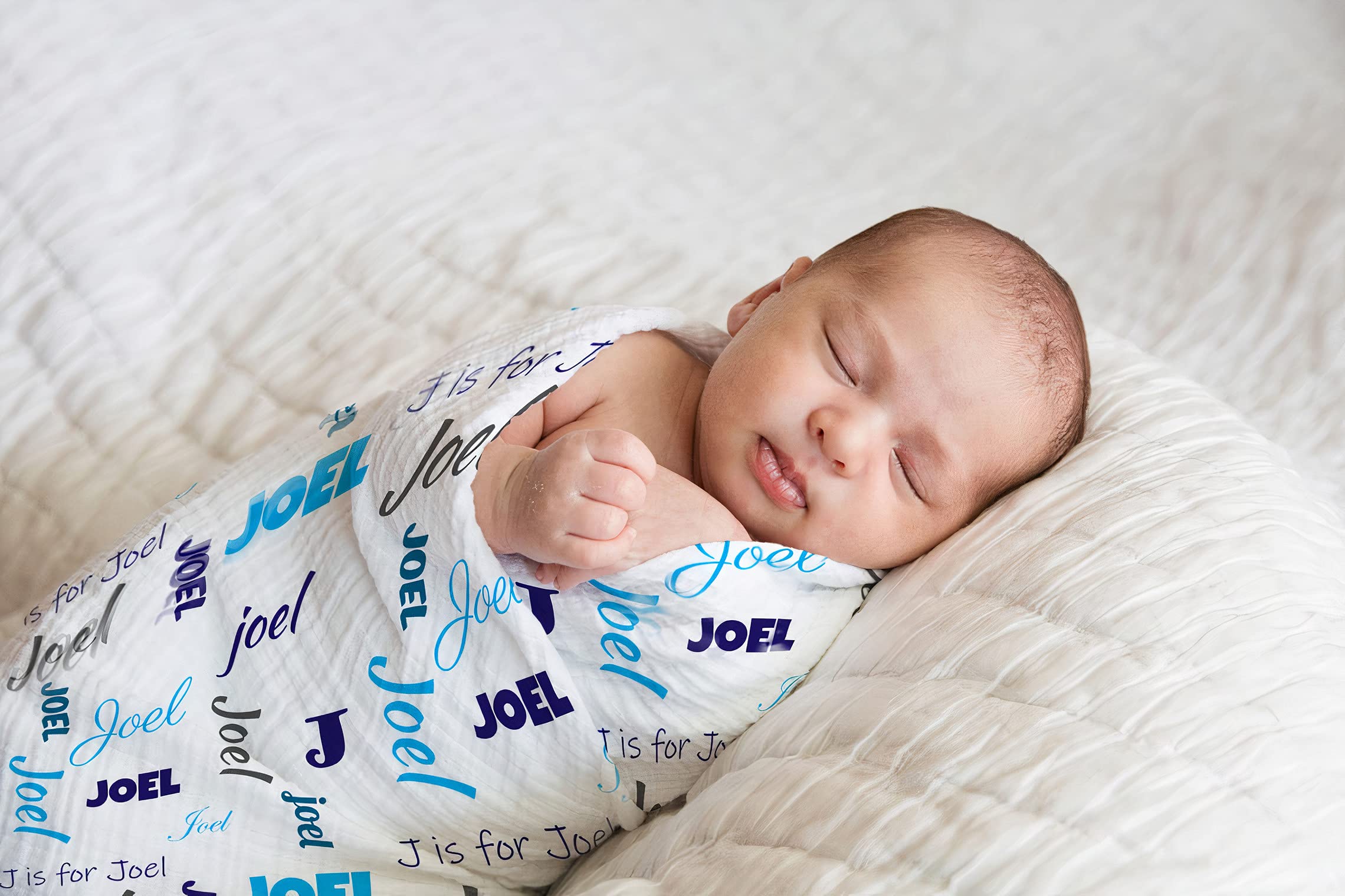 Personalized Baby Blanket with Custom Name - Cozy Newborn & Kids Blanket for Boys & Girls, Perfect Gift for Baby Showers, Nursery, and Family Keepsakes