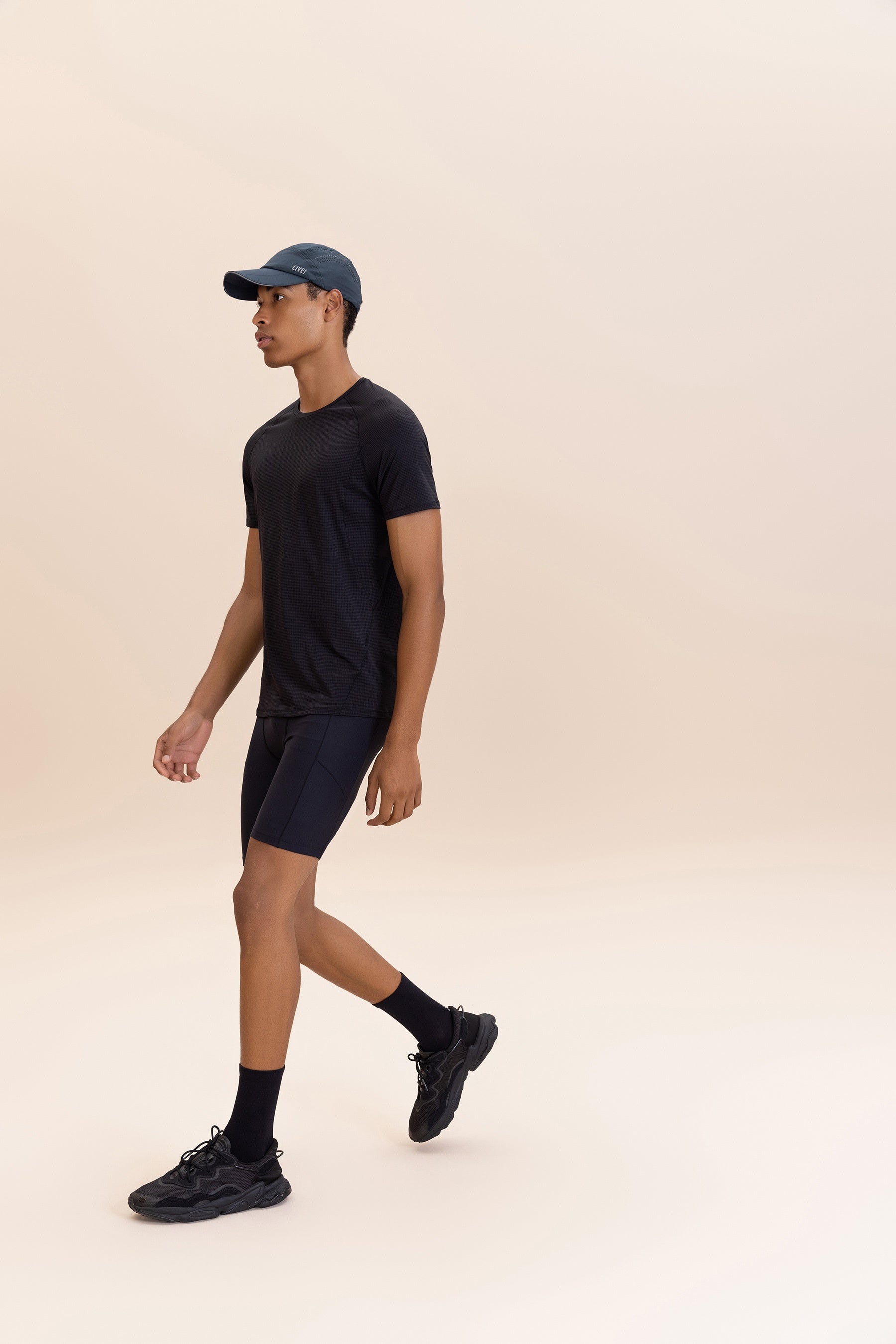 Fit Curve Air Move® Performance T-Shirt - Moisture Wicking & Breathable for Workouts & Active Lifestyle