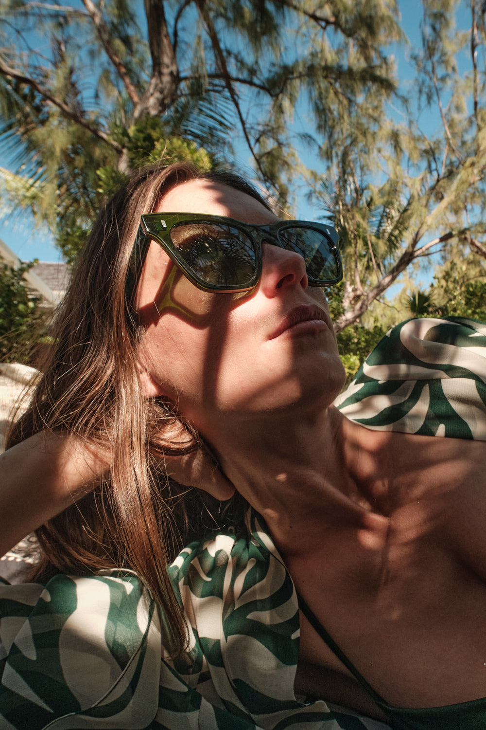 Stylish Pyramid of The Sun Sunglasses - UV Protection, Polarized Lenses for Men & Women - Perfect for Beach, Driving & Outdoor Activities