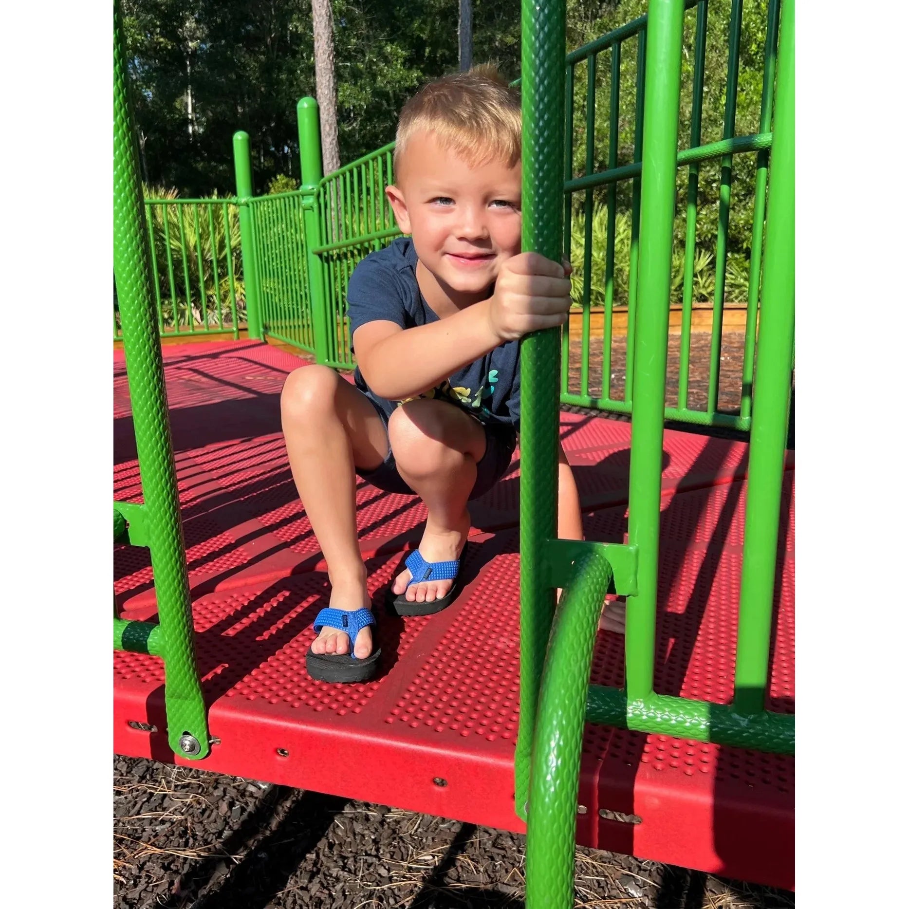 FLOJOS LIAM Kids' Sandals - Comfortable & Stylish Beach Shoes for Boys & Girls - Perfect for Summer, Pool, and Outdoor Play