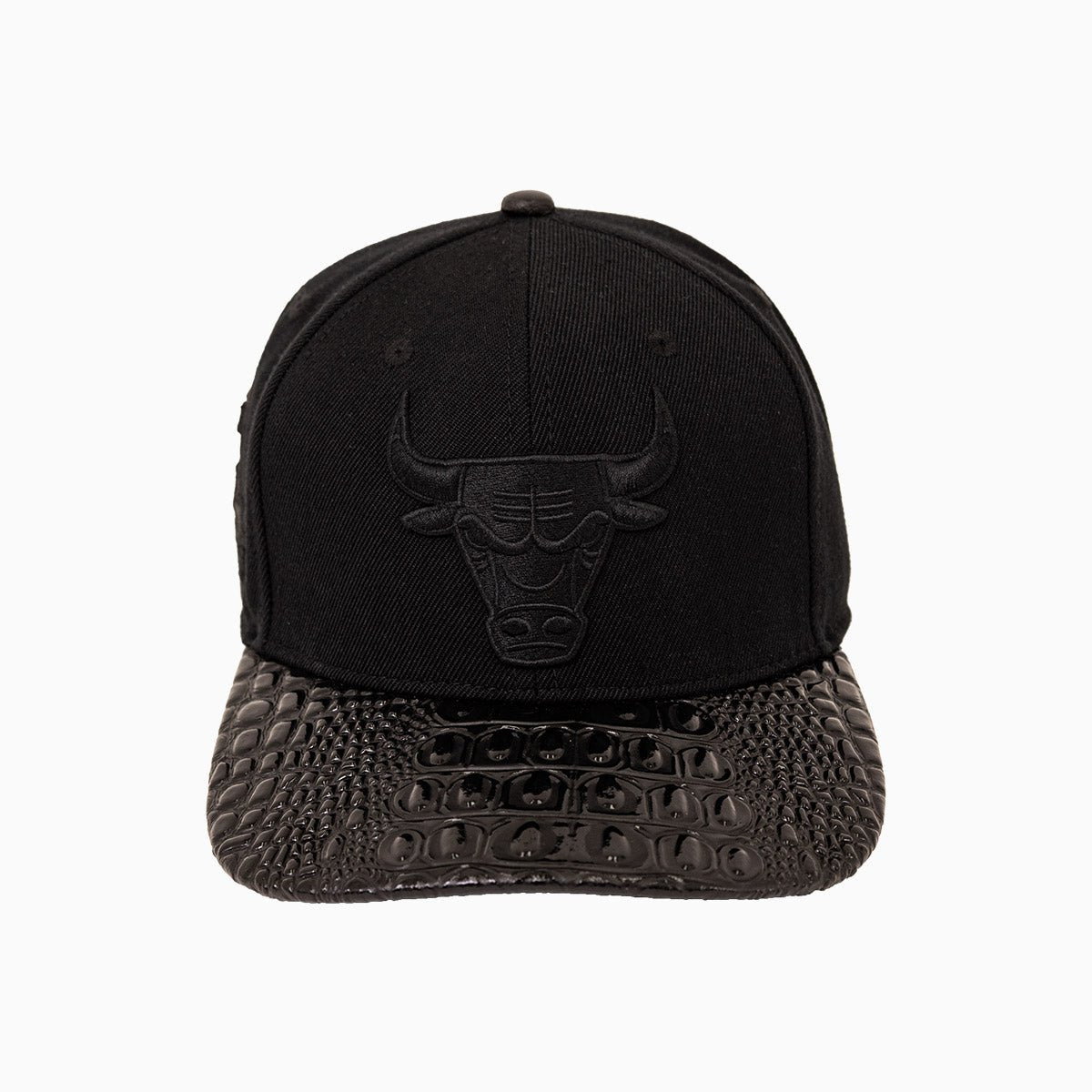 Chicago Bulls NBA Leather Visor Snapback Hat - Official Licensed Basketball Cap for Men & Women - Perfect for Games, Sports Events & Streetwear Fashion