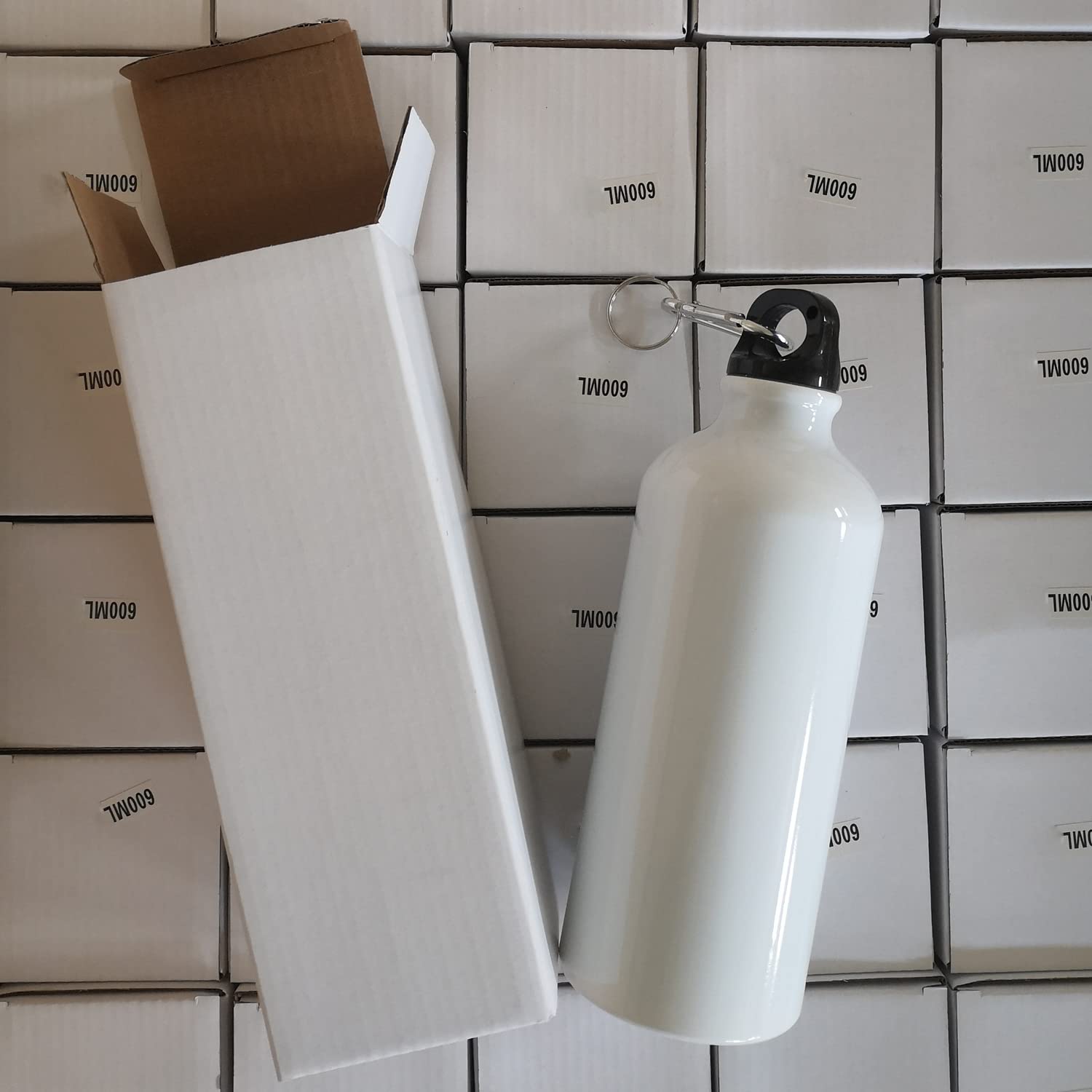 INTSUPERMAI 30-Pack 600ml Sublimation-Ready Aluminum Water Bottles - White Coated Sport Bottles with Leak-Proof Lock for Custom Printing | Great for Gym, Hiking, School & Promotional Gifts