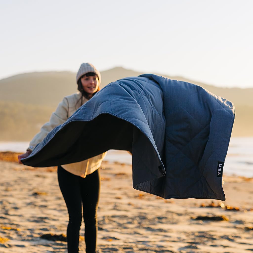 YETI Lowlands Blanket - Premium Outdoor Blanket with Carry Bag for Camping, Picnics & Beach | Water-Resistant & Durable Travel Blanket