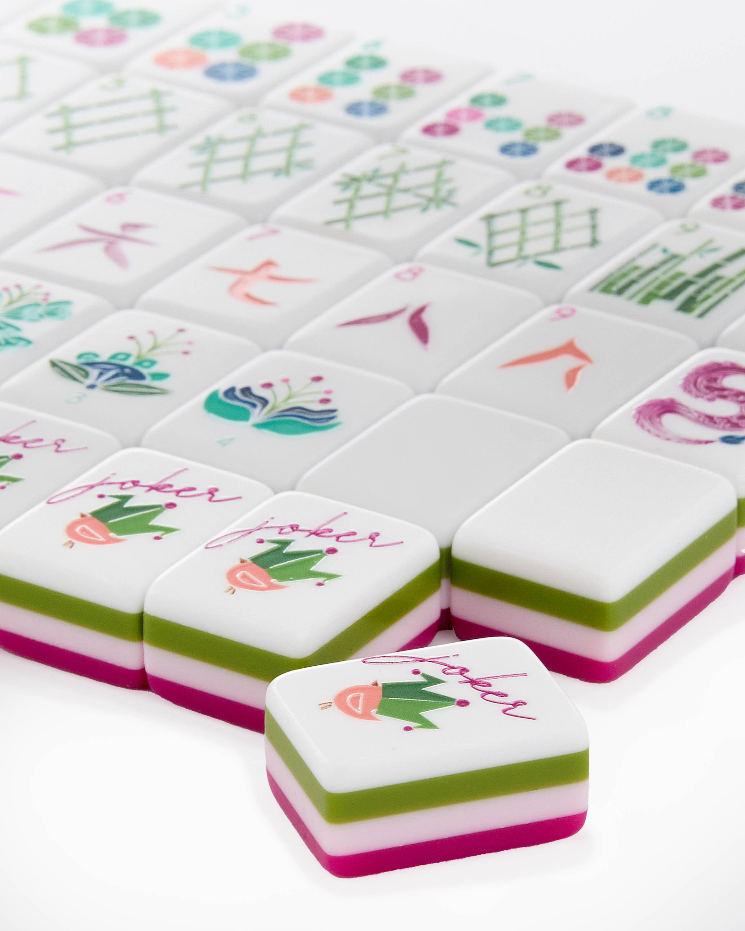 Premium Dandy Mahjong Tiles Set - 144 Classic Chinese Game Tiles with Carrying Case for Family Game Nights, Parties & Casino-Themed Events