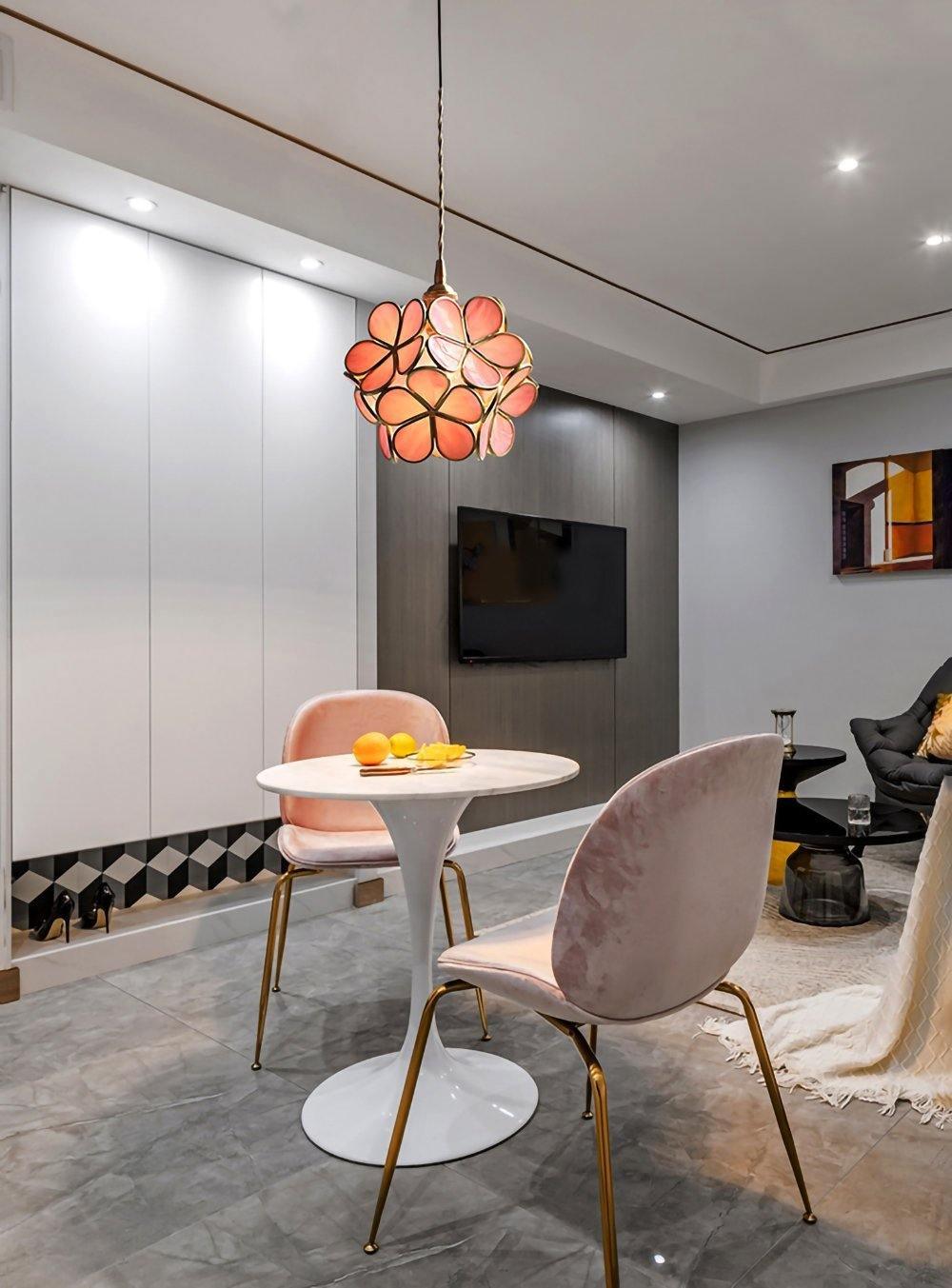 Modern Glass Petal Pendant Light - Elegant Floral Ceiling Lighting Fixture for Dining Room, Kitchen Island & Bedroom Decor