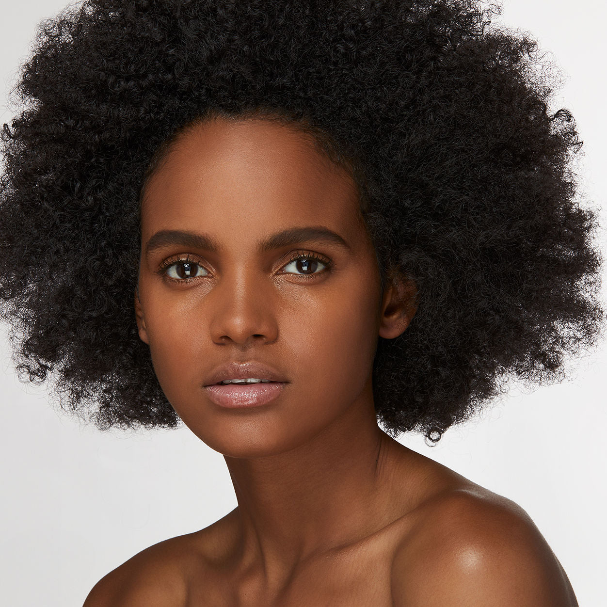 Estée Lauder Double Wear Stay-in-Place Makeup Foundation - 24 Hour Wear, Oil-Free, Medium to Full Coverage - Perfect for Long Days, Weddings & Special Events