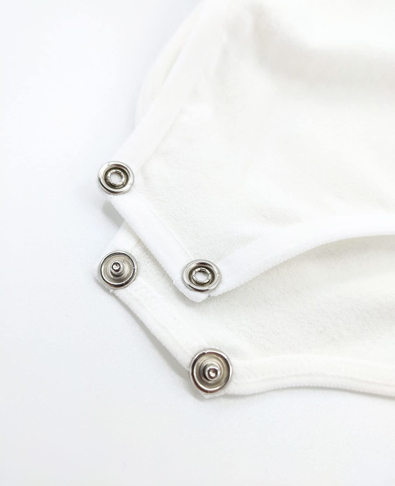 RelaxMaternity Baby 5921 Organic Milk Fiber Sleeveless Bodysuit for Boys & Girls | Soft & Breathable | One Size Fits 6-36 Months | 100% Made in Italy | Perfect for Summer, Playtime & Everyday Comfort