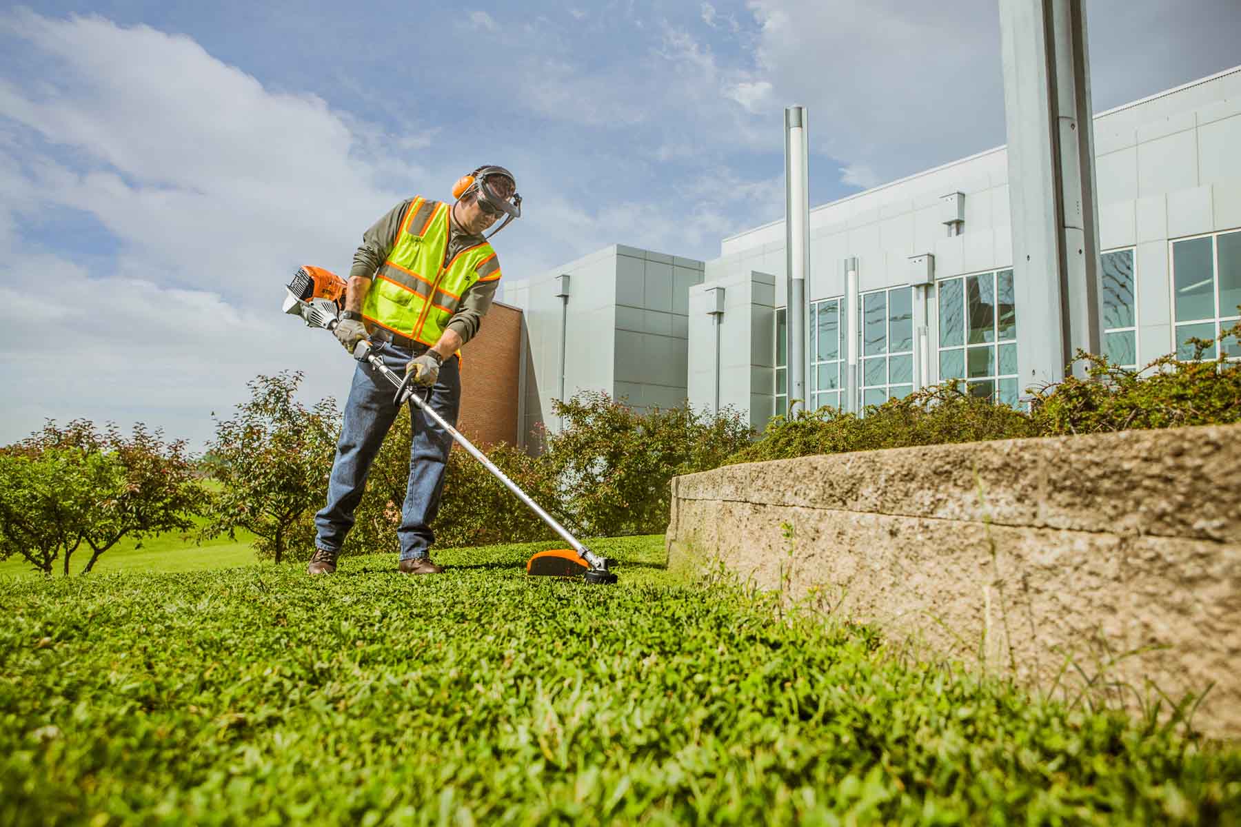 STIHL FS 111 R Professional Gas String Trimmer - Heavy Duty Weed Eater for Lawn Care, Landscaping & Yard Maintenance