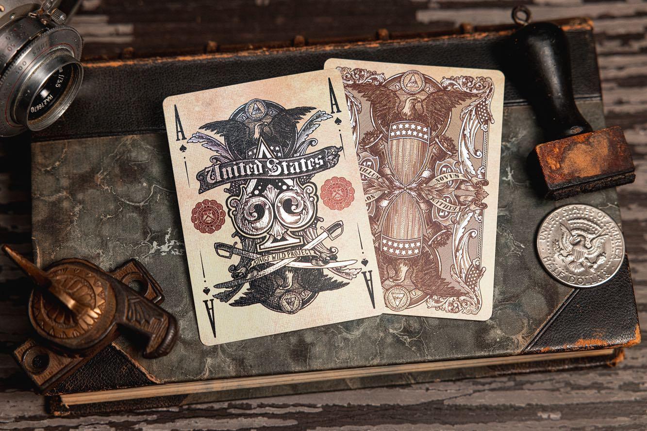 Premium White Reserve Note Playing Cards - Classic Poker Deck for Magic Tricks, Card Games & Collectibles | Ideal for Casino Nights, Poker Parties & Gift Giving