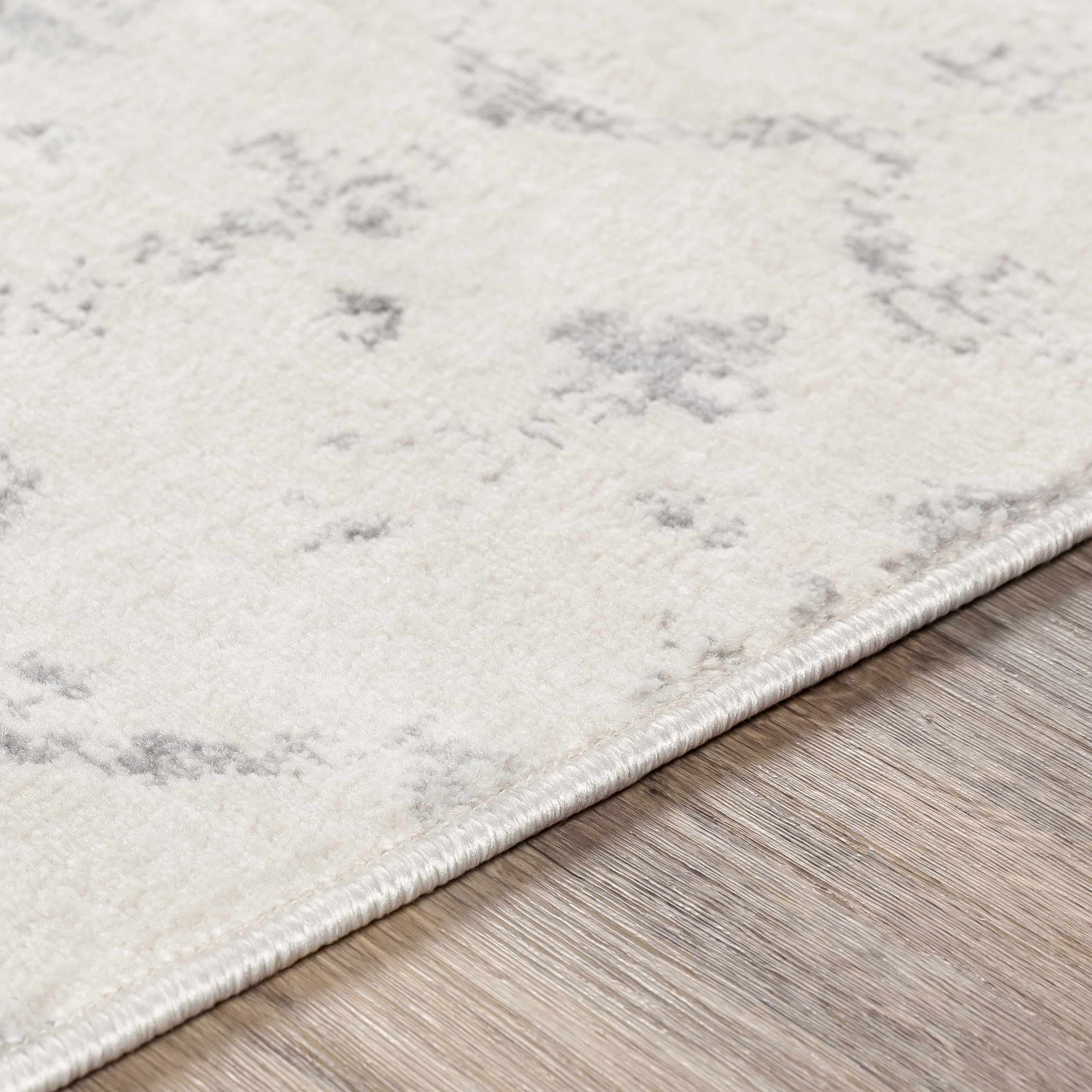Hauteloom Warton Round Area Rug 7'10