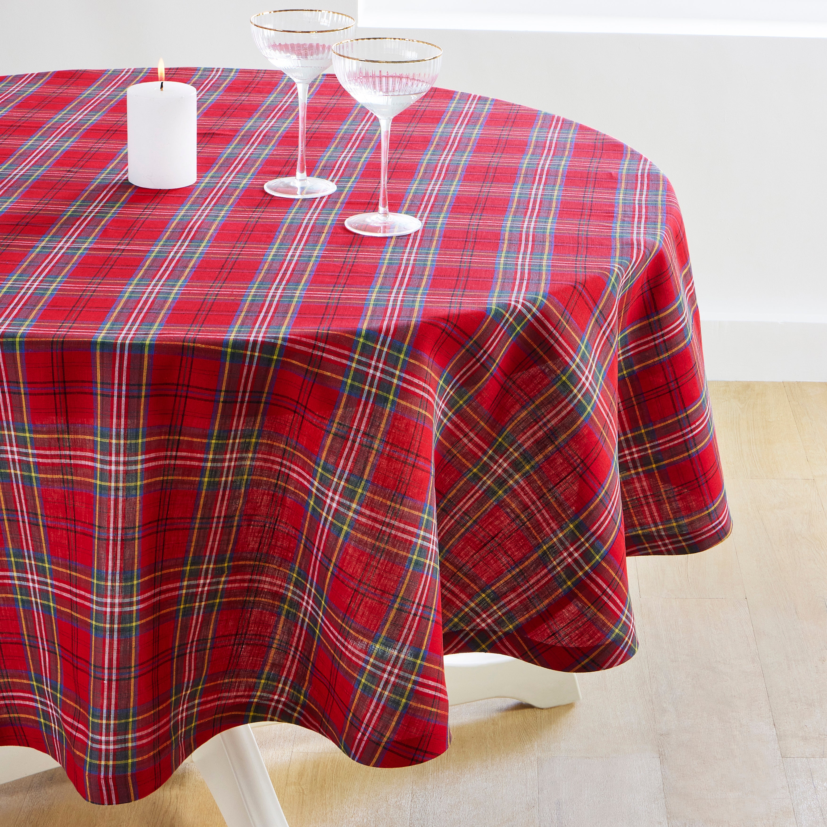 Classic Tartan Plaid Round Tablecloth - 60 Inch Holiday Dining Decor for Christmas, Thanksgiving & Family Gatherings