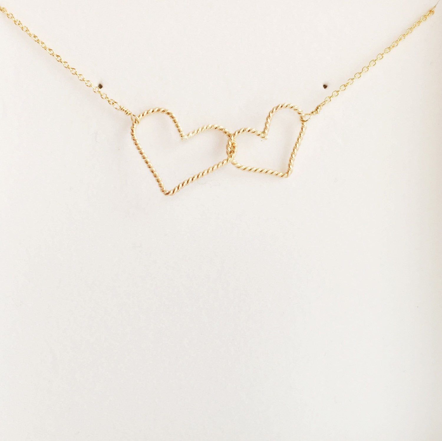 Sue Necklace (N211) - Elegant Women's Jewelry for Everyday Wear & Special Occasions