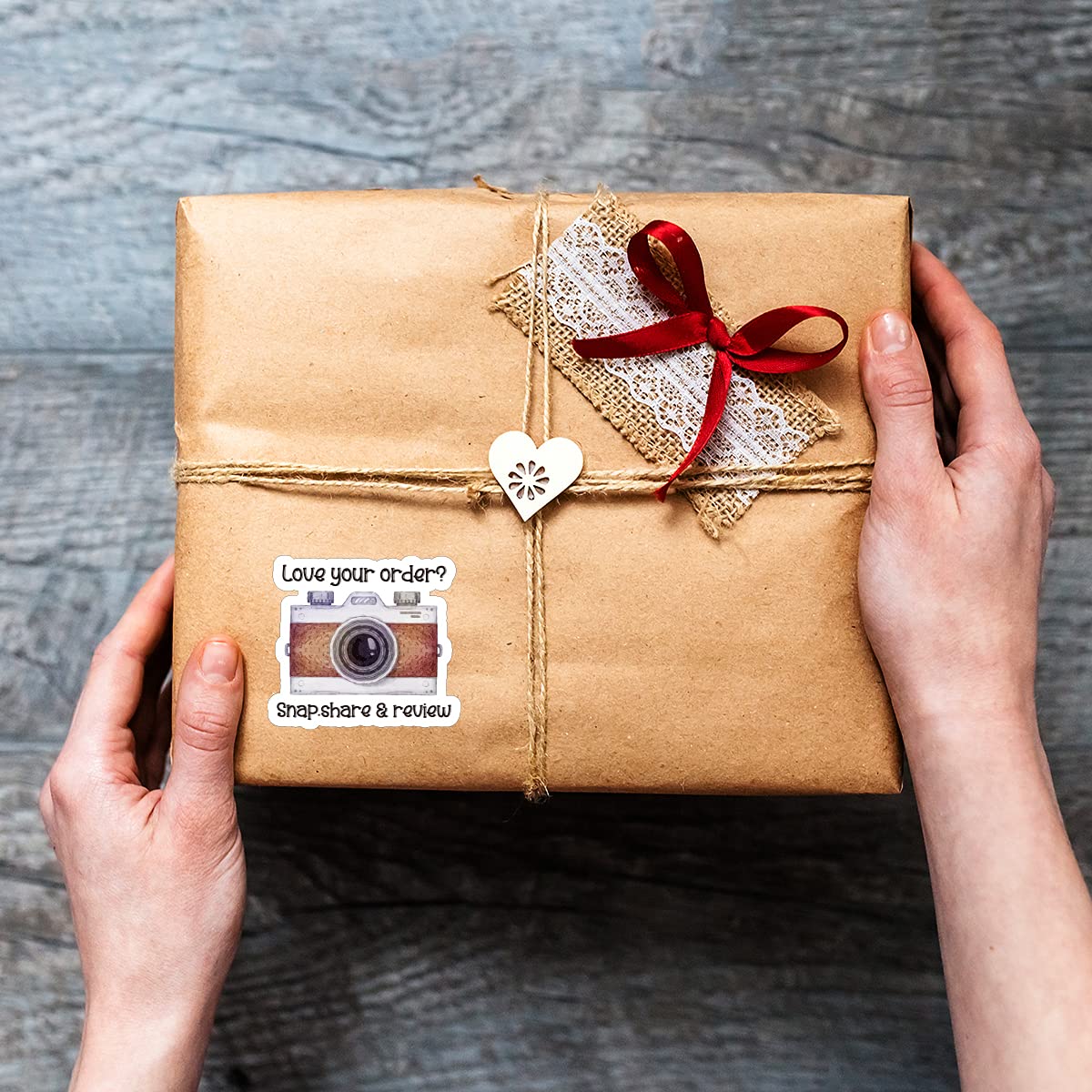 Vintage Camera Design Stickers - 500 PCS Handmade Thank You Labels for Small Business, Bakery & Photography Enthusiasts - Perfect for Packaging, Scrapbooking & Social Media Sharing