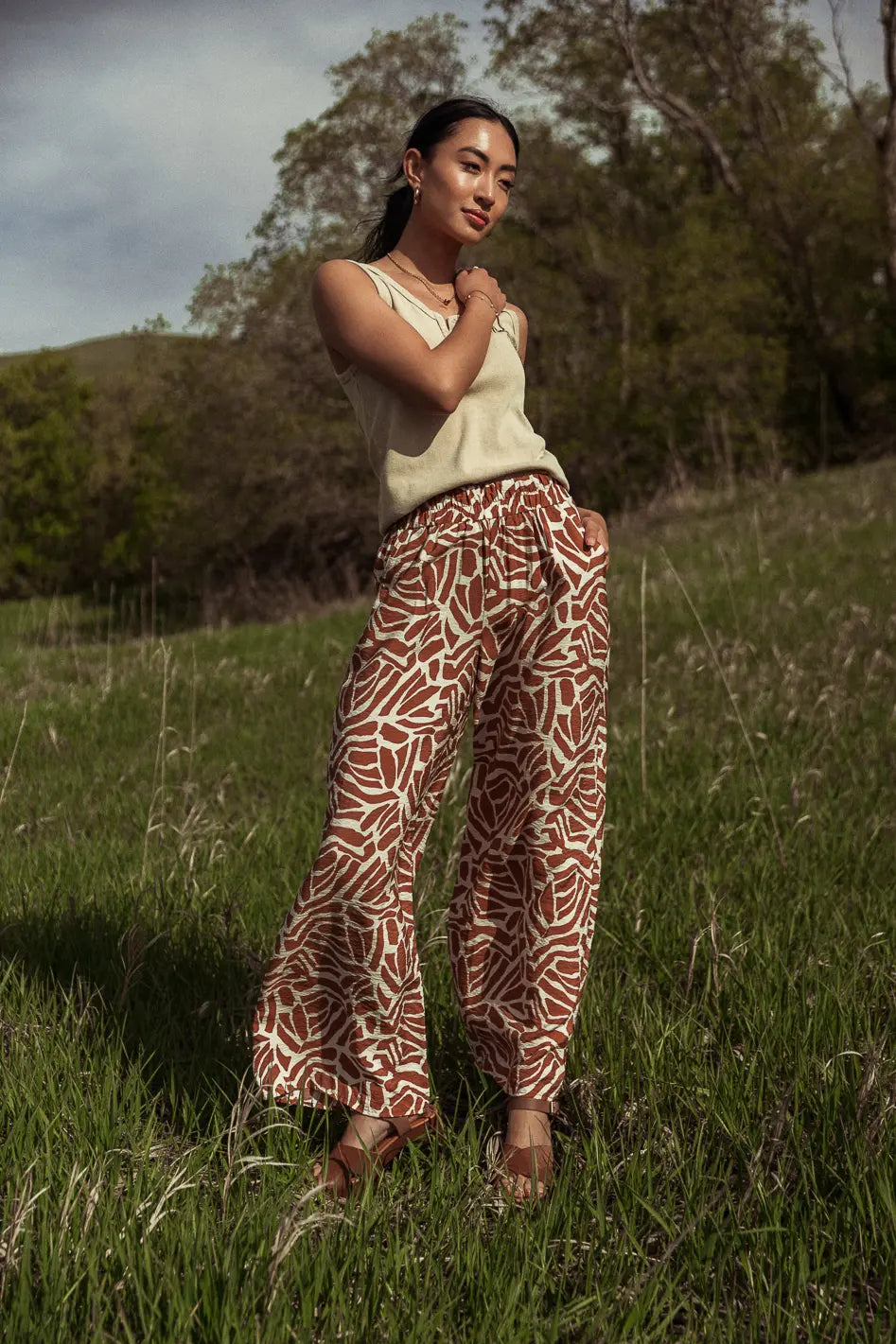 Annika Printed Pants for Women - Stylish Floral Lounge Pants | Final Sale - Perfect for Yoga, Home Wear & Casual Outfits