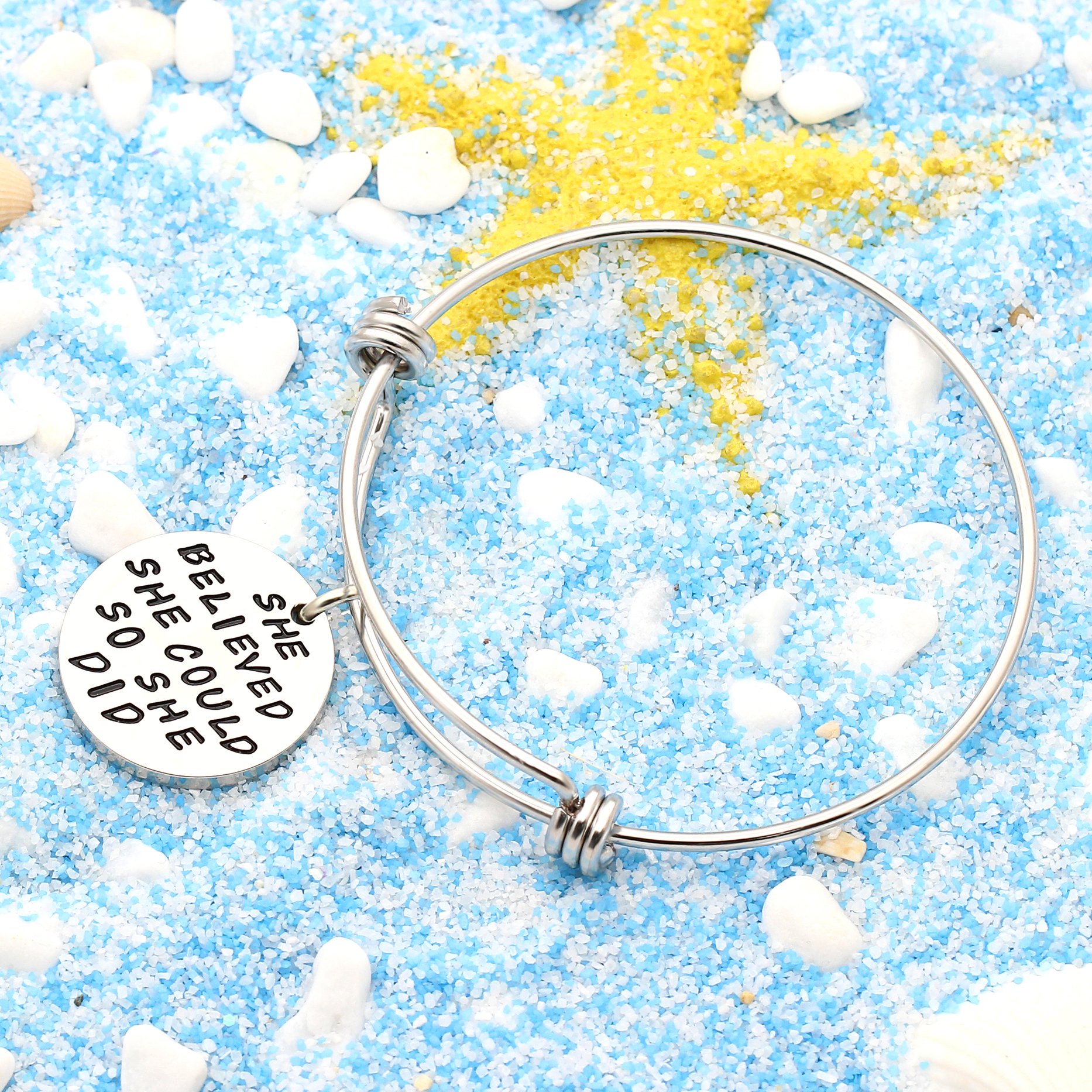 Lauhonmin Graduation Bracelets for Women - Inspirational 'She Believed She Could So She Did' Bracelet, College Graduation Gift, New Job Gift for Her - Perfect for Graduation Ceremonies, Job Promotions & Motivational Everyday Wear