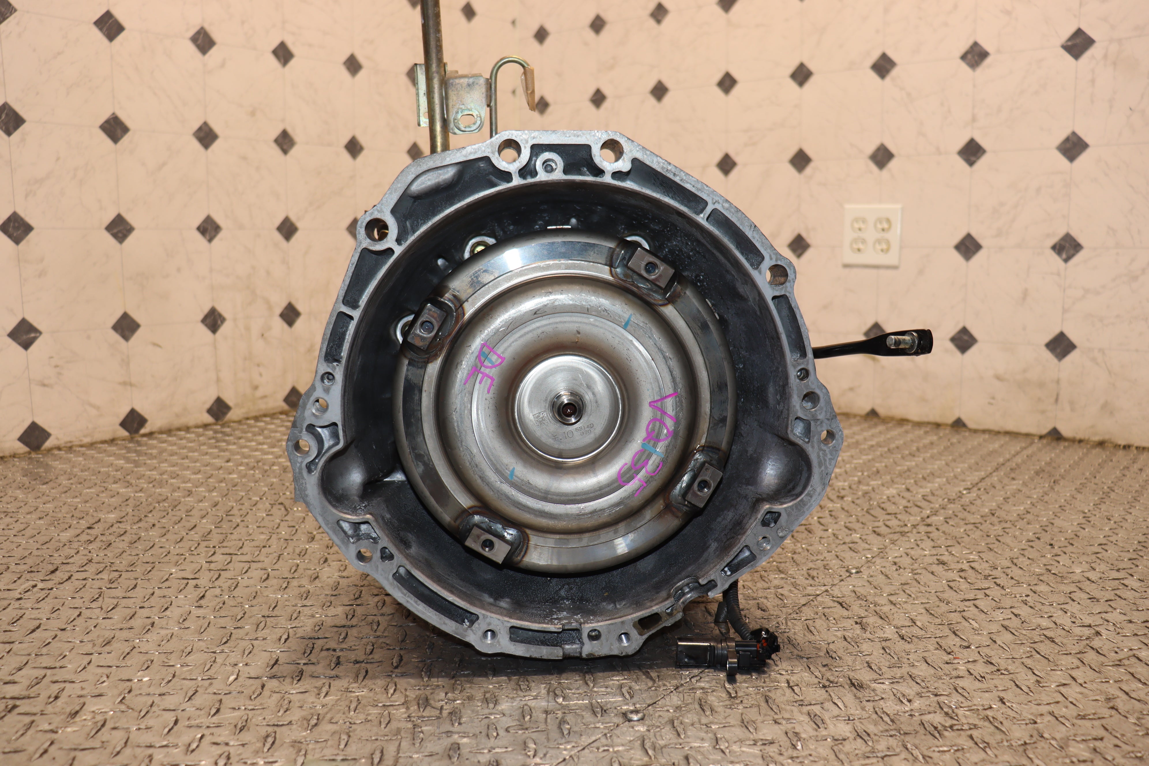 JDM VQ35DE Automatic Transmission RWD for 2003-2005 Nissan 350Z & Infiniti G35 (1 Plug) - Performance Upgrade & Replacement Part for Drifting & Street Racing