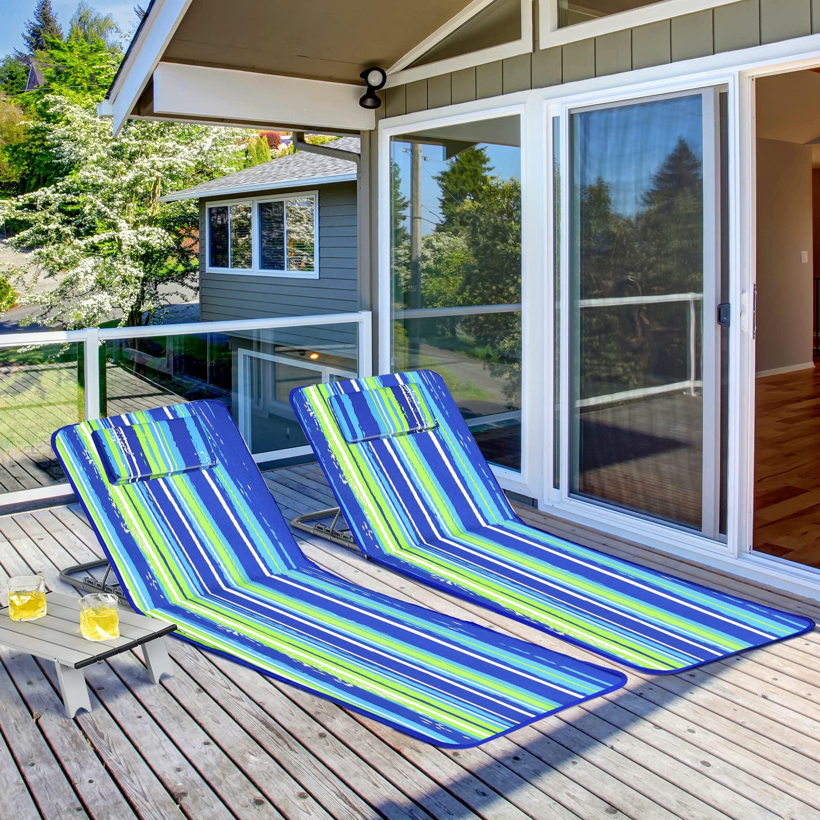 GYMAX Folding Beach Chair with Adjustable Table - Portable Outdoor Lounge Chair for Tanning, Sunbathing, Poolside Relaxing - Includes Pillow & Storage Bag - Perfect for Backyard, Patio, Beach & Camping (Blue Stripe)