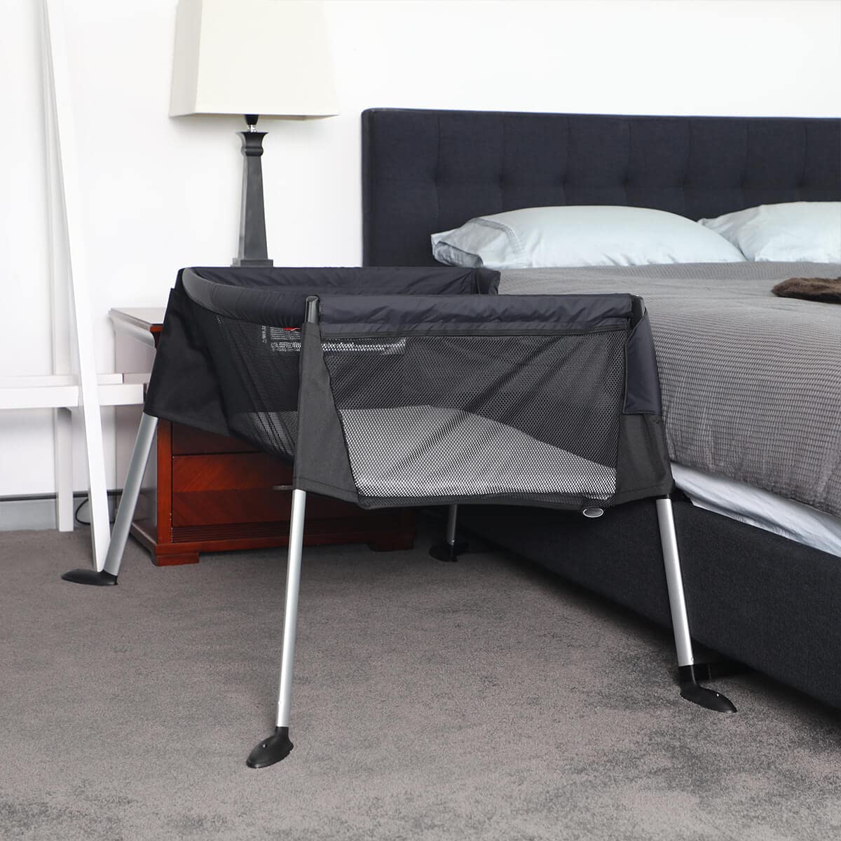 Phil & Teds Traveller Travel Crib 2021 - Lightweight Portable Baby Crib for Travel & Home Use | Compact Foldable Design for Easy Storage | Perfect for Hotels, Camping & Grandparents' House