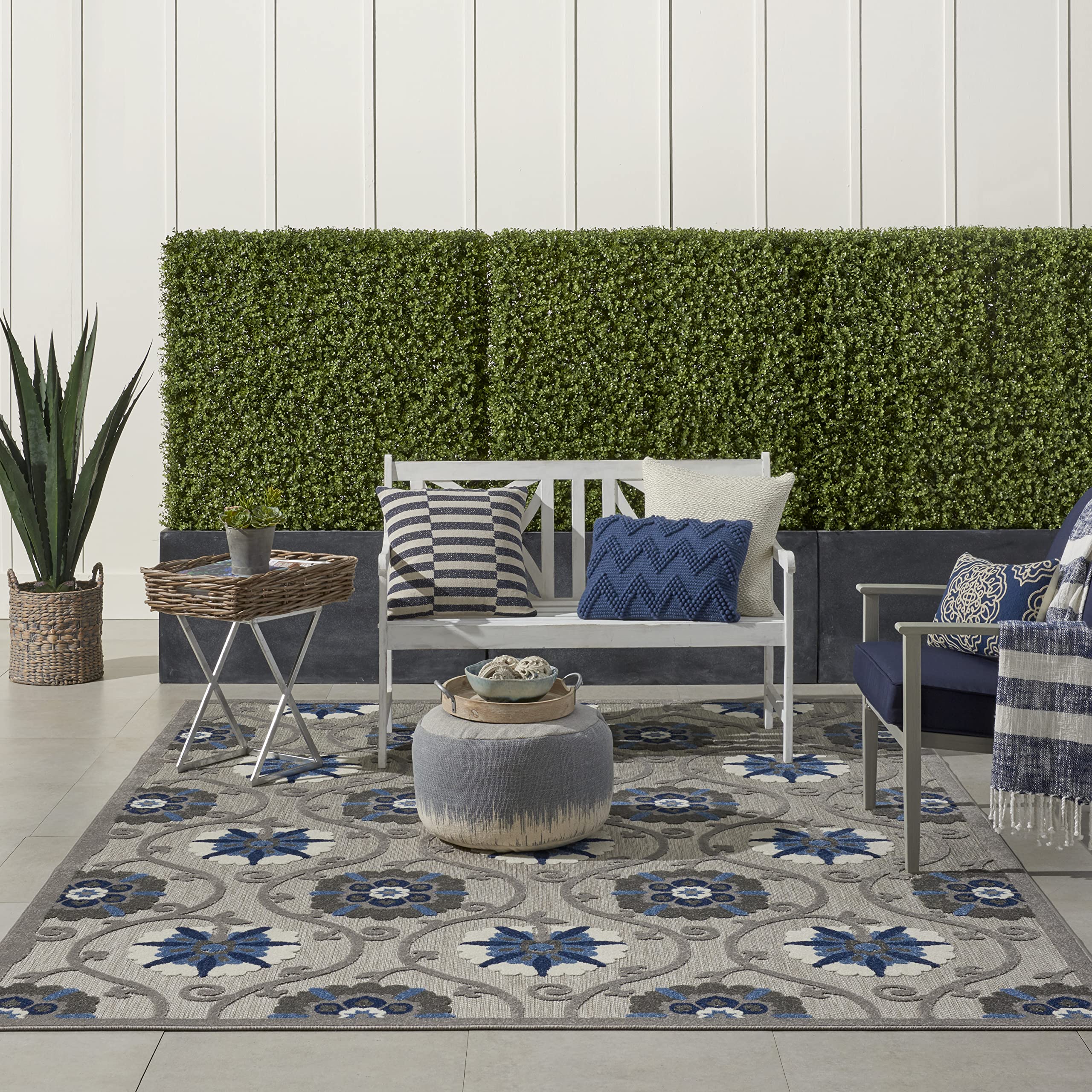 Nourison Aloha Indoor/Outdoor Area Rug 7'10