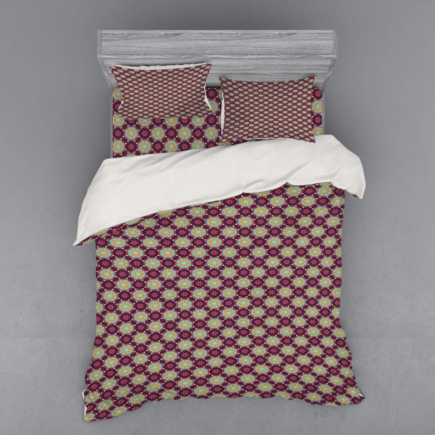 Ambesonne Floral Queen Bedding Set - 4 Piece Duvet Cover with Shams & Fitted Sheet, Hand-Painted Botanical Design with Petals and Geometric Dots, Soft Microfiber for Cozy Bedroom Decor - Perfect for Master Bedroom, Guest Room or Bohemian Style Home