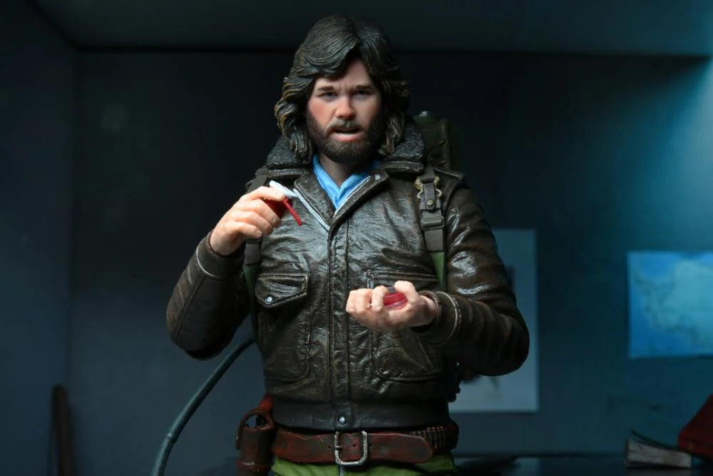NECA The Thing Ultimate MacReady V2 Action Figure - Station Survival Edition - Collectible Horror Movie Toy for Fans & Display