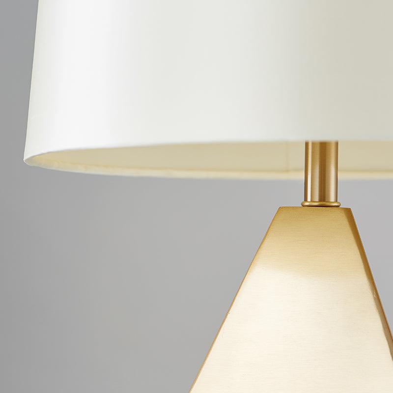 Modern Faceted Glass Table Lamp - Elegant Home & Office Lighting for Living Room, Bedroom, or Study Desk