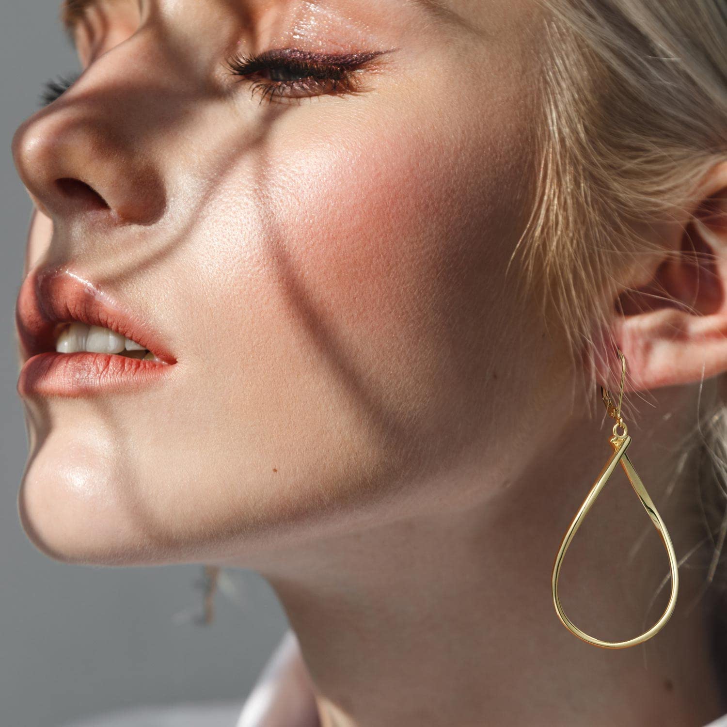 Stylish Large Gold Hoop Earrings for Women - 40mm & 50mm Dangle Drop Earrings with Twisted & Infinity Designs - Perfect for Parties, Weddings & Everyday Wear