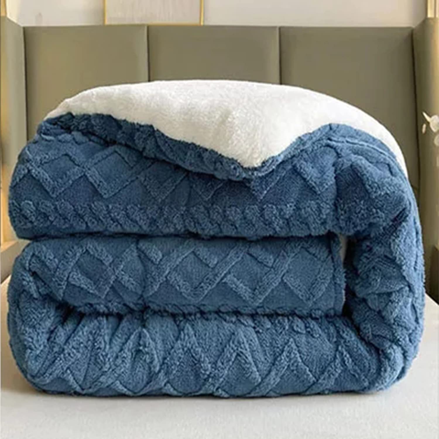 Premium Thickened Super Soft Insulated Hibiscus Winter Quilt - 2023 New Cashmere Comforter for Kids (120x200cm / 47.2x78.7in, Blue) - Cozy Bedding for Cold Nights, Nursery Decor, Gift for Toddlers