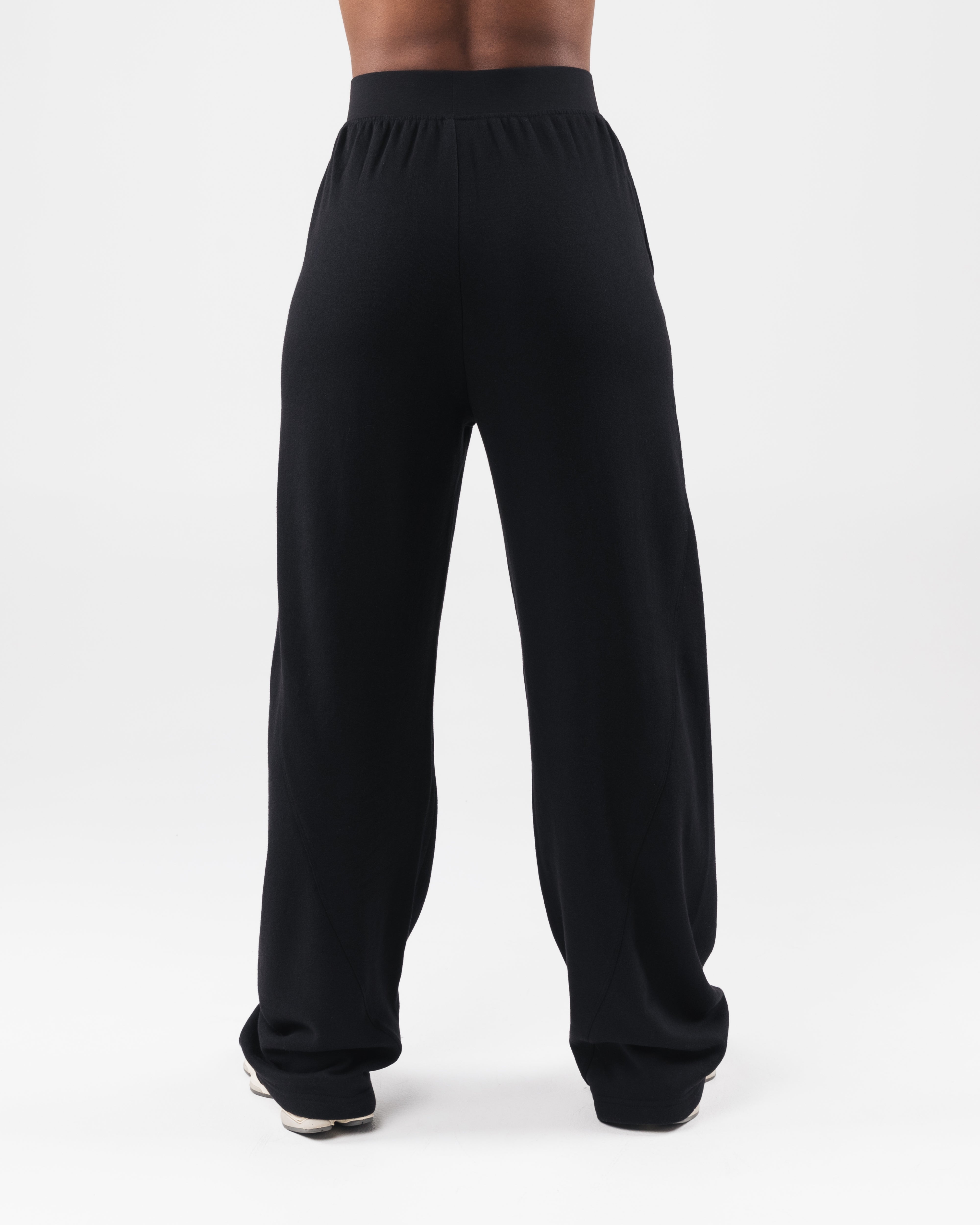 Men's Black Fleece Sweatpants - Soft & Comfortable Joggers for Lounge, Workout & Casual Wear