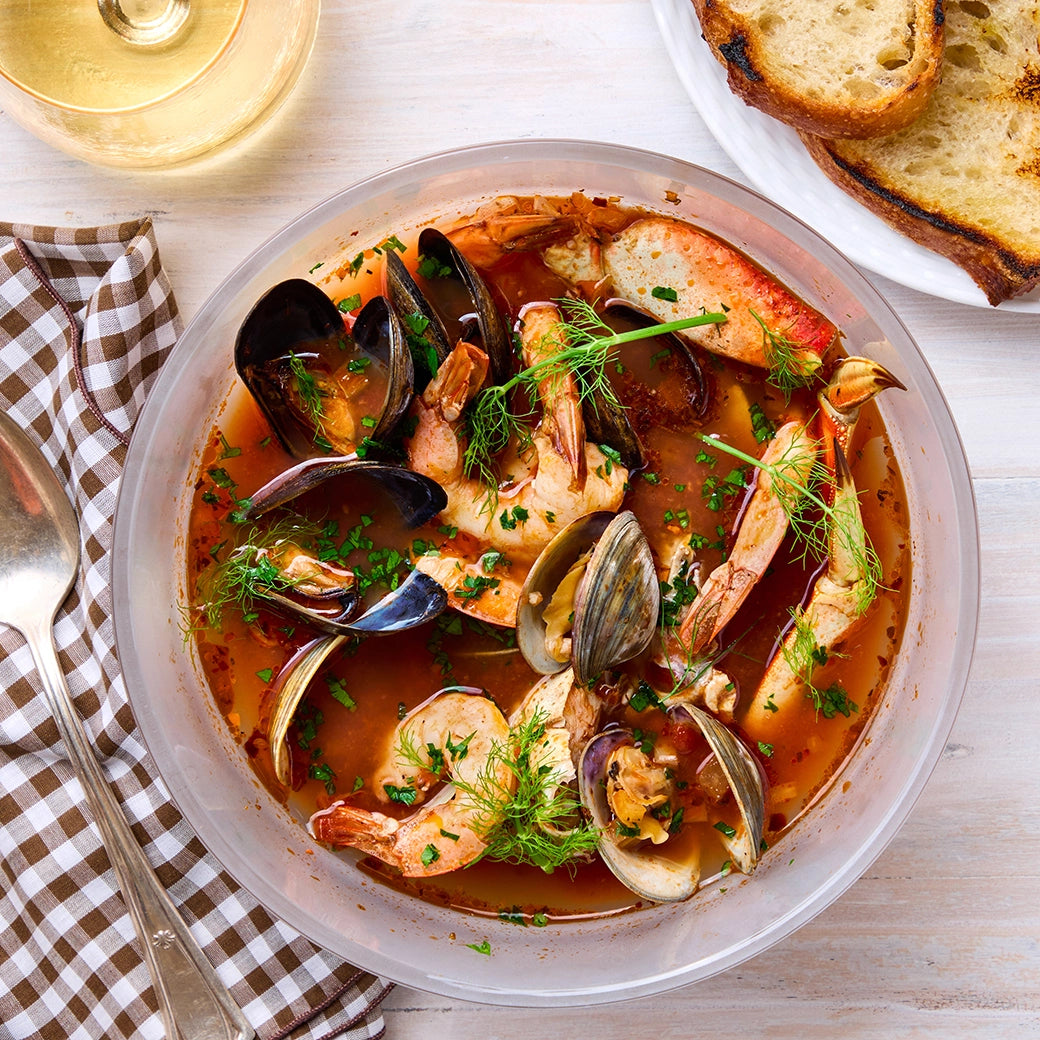 Authentic Cioppino Seafood Stew - Fresh Clams, Shrimp & Fish in Rich Tomato Broth | Perfect for Italian Dinner Parties & Cozy Family Meals