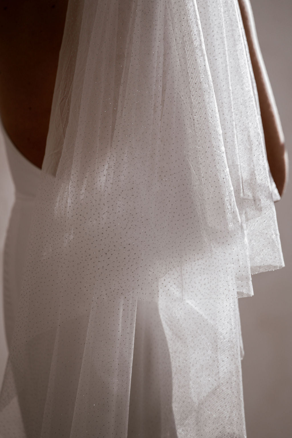 Ziggy Veil - Elegant Bridal Accessory for Weddings, Prom & Special Occasions | Perfect for Boho, Beach & Outdoor Ceremonies