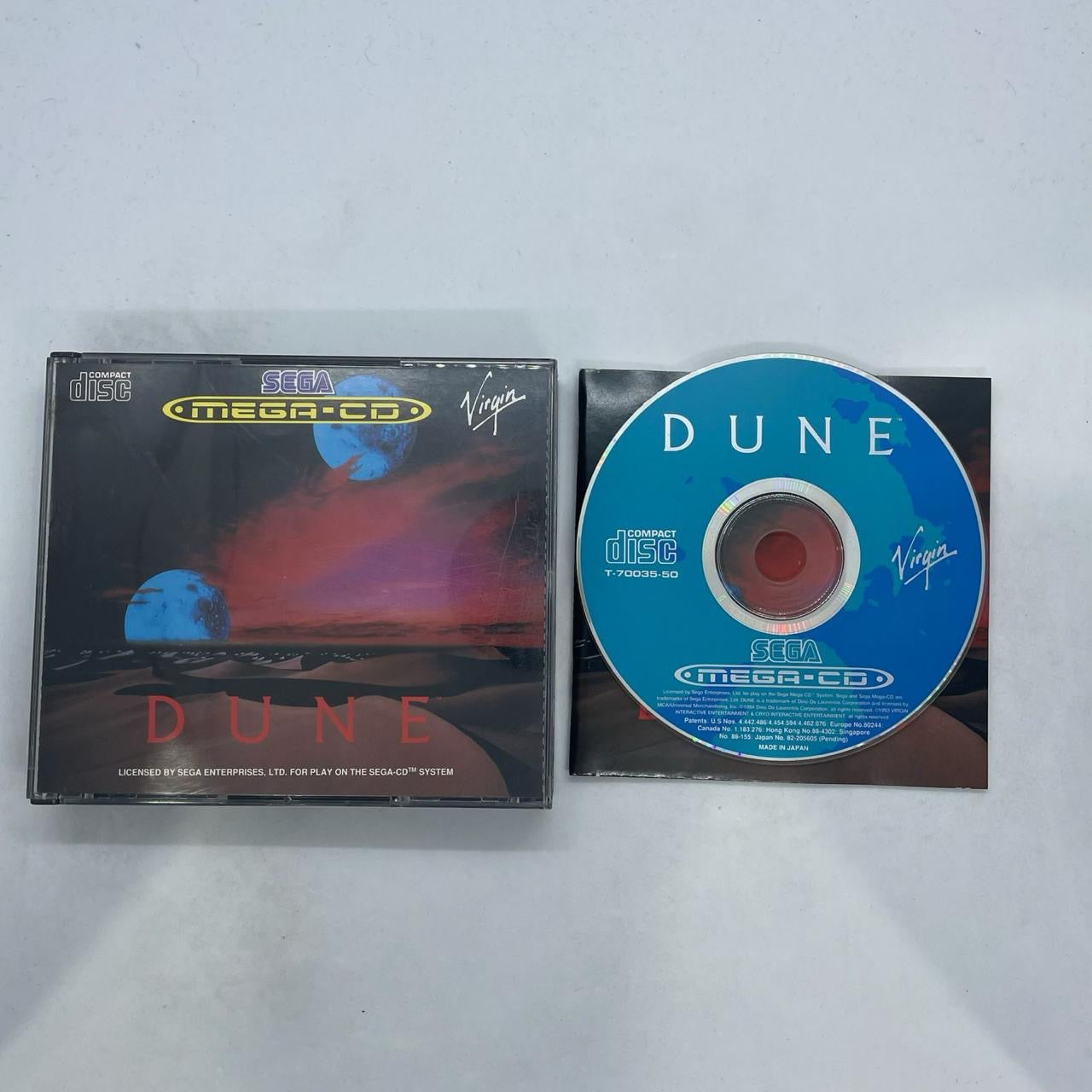 Dune Sega Mega CD Game with Original Manual - Retro Gaming Collectible for Classic Console Enthusiasts | Perfect for Nostalgic Gaming Sessions and Collector's Display