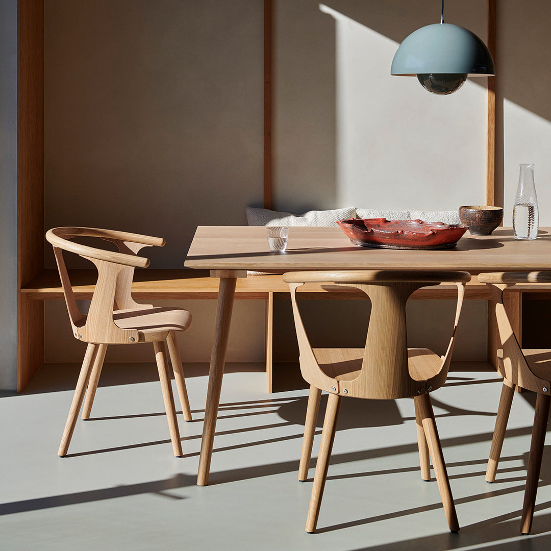 SK5 Modern Dining Table - Elegant & Durable for Kitchen, Dining Room, or Small Space - Perfect for Family Meals & Entertaining Guests