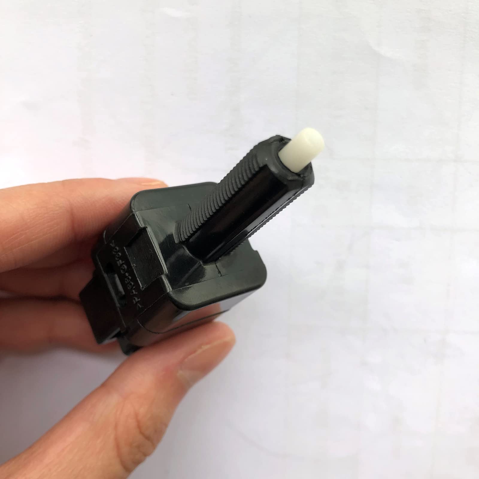 Nissan Infiniti Brake Light Stop Lamp Switch Replacement 25320-AX00E 25320-AX10A - Compatible with Various Models, Perfect for DIY Car Repairs & Maintenance