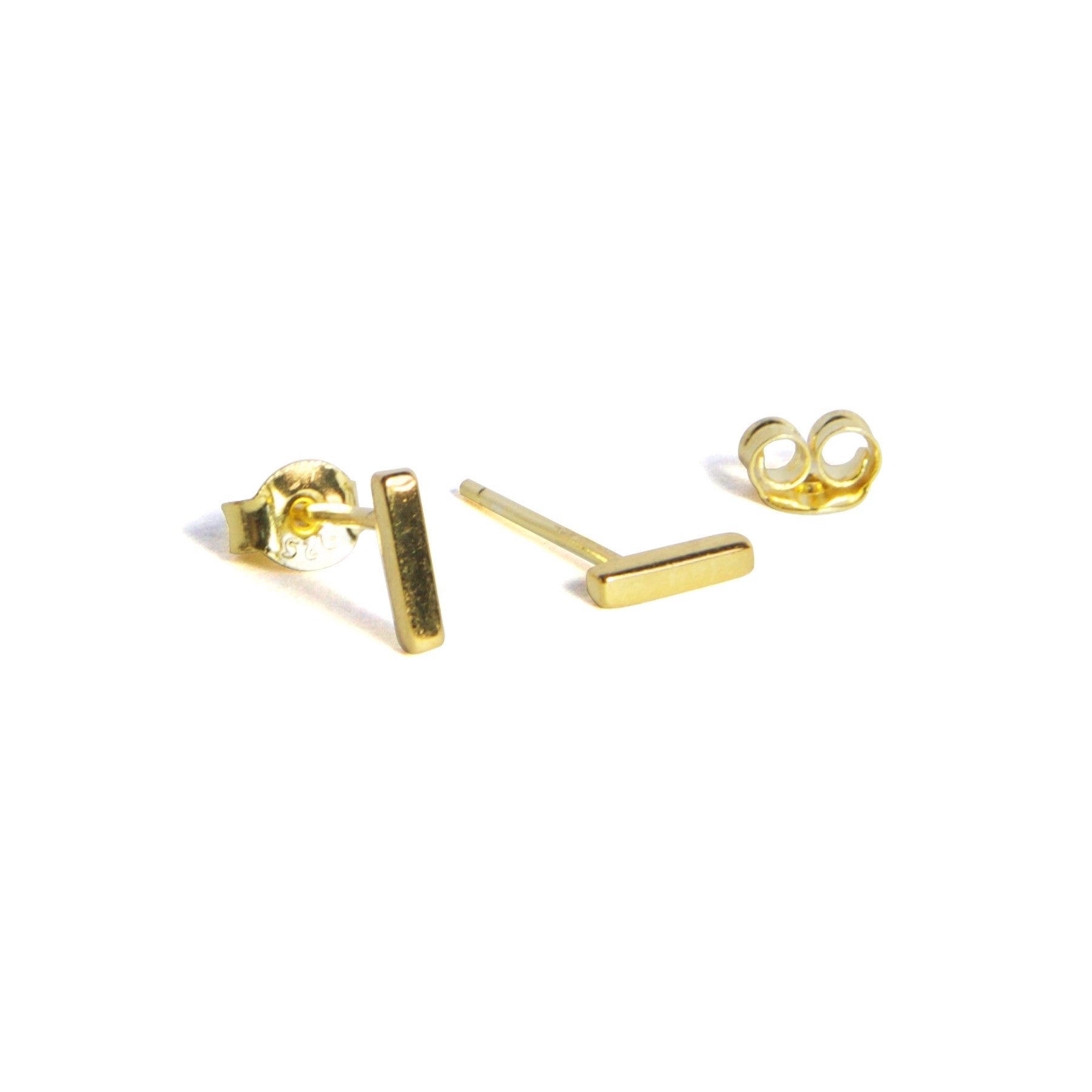 Medium Bar Studs - Stainless Steel Cartilage Earrings for Women & Men - Perfect for Daily Wear, Parties & Gifts