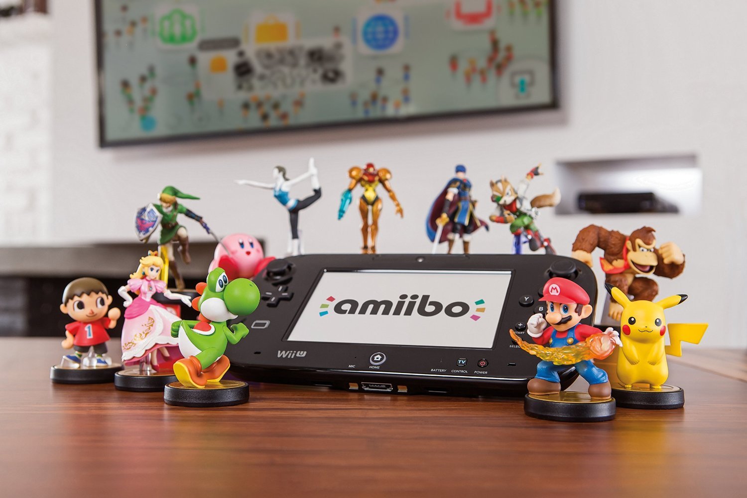 Nintendo Link amiibo Figure for Wii U & Switch - Compatible with Super Smash Bros, Zelda Games & More - Perfect for Gaming Collectors & Fans
