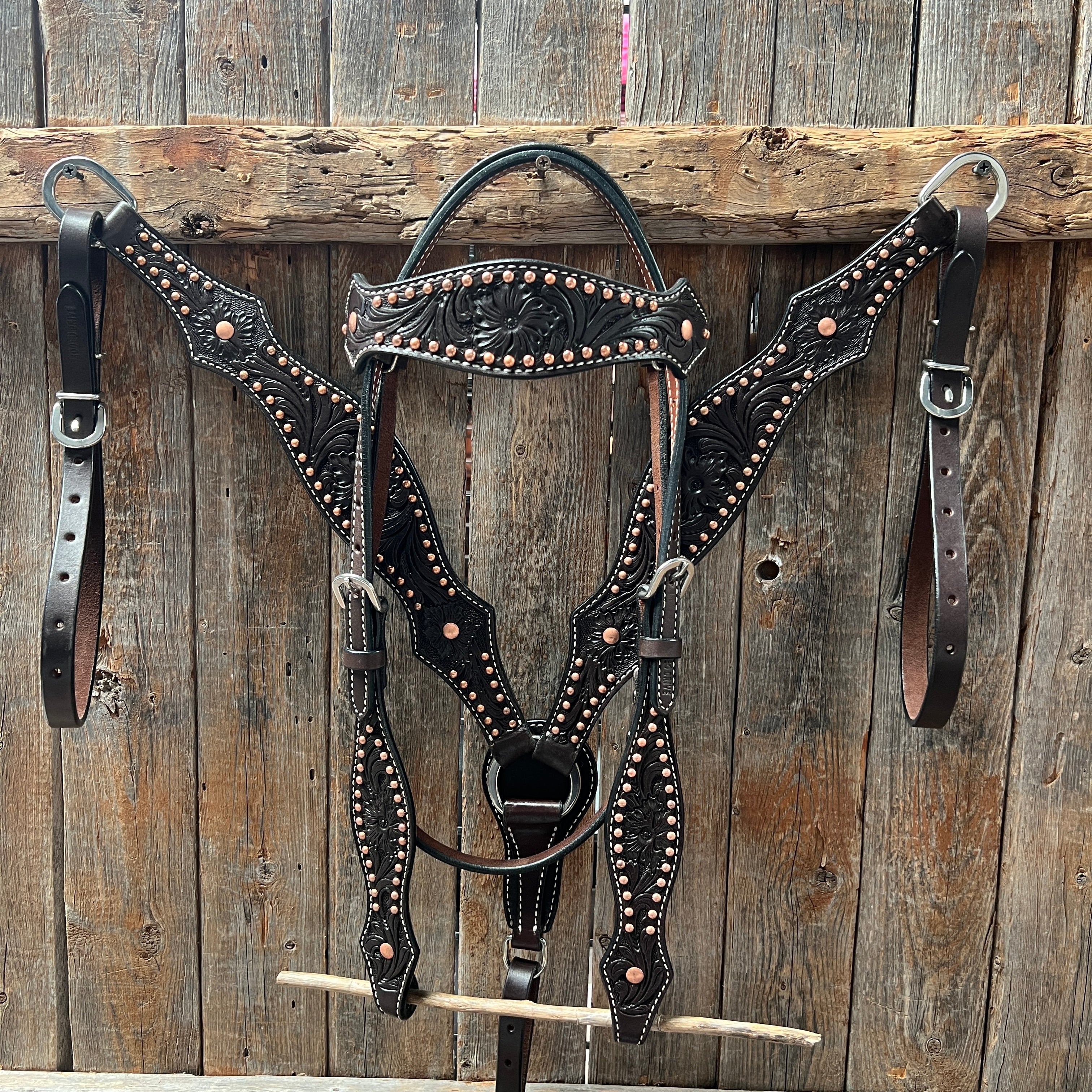 Vintage Dark Oil Floral Tooled Leather Saddle Tack Set with Copper Dots - Western Equestrian Gear for Horse Riding & Stable Decor