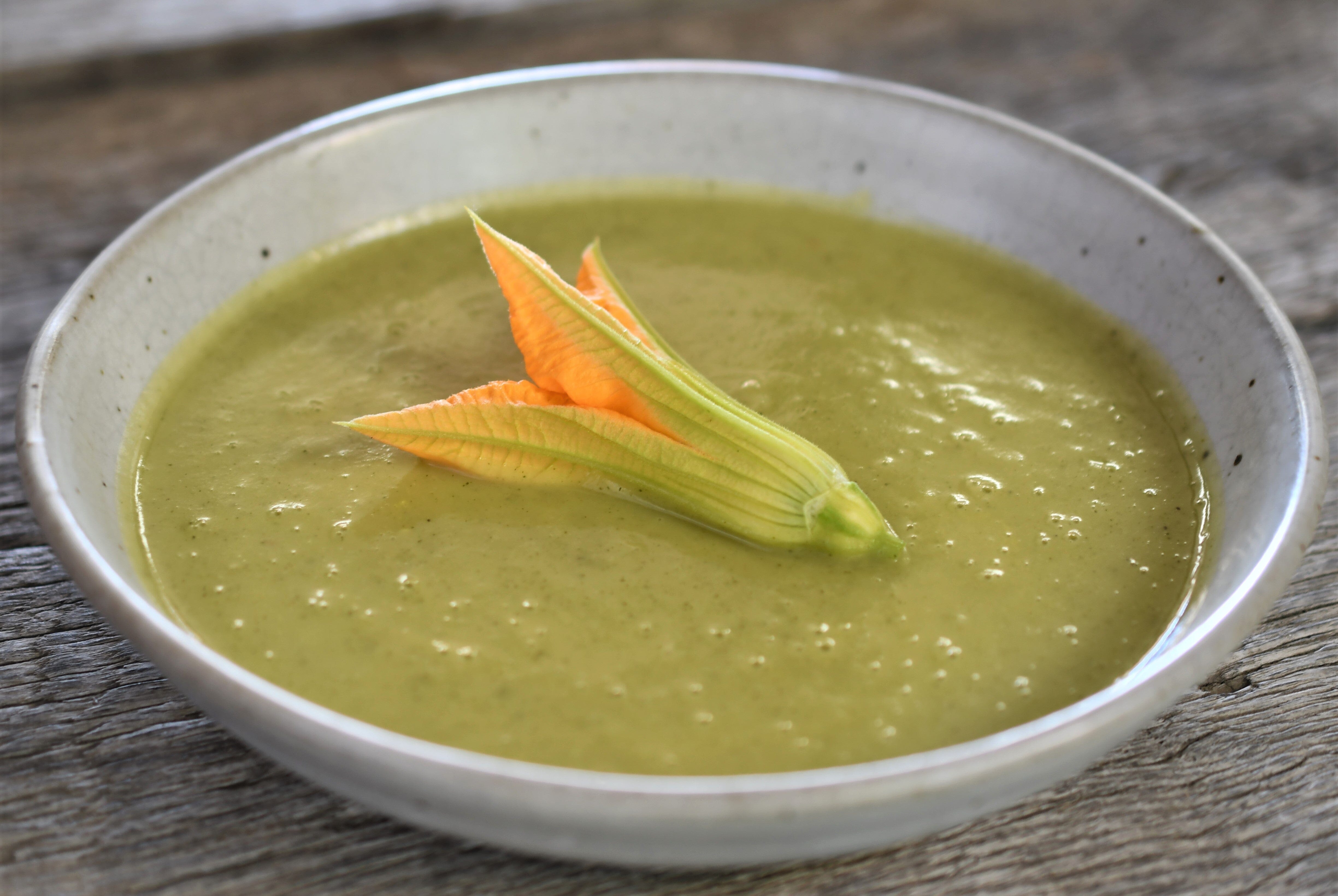 Creamy Silky Zucchini Soup Recipe - Easy Homemade Healthy Vegetable Dish for Weight Loss & Detox | Perfect for Fall Comfort Meals, Vegan Diets & Meal Prep