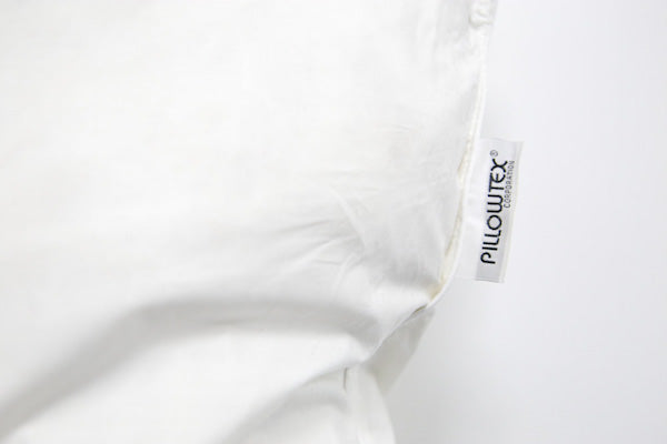 Premium Pillowtex Cotton Pillow Protector - Hypoallergenic & Breathable Pillow Cover for Allergies & Dust Mites - Fits Standard, Queen & King Size Pillows - Ideal for Bedroom, Hotel & Travel Use