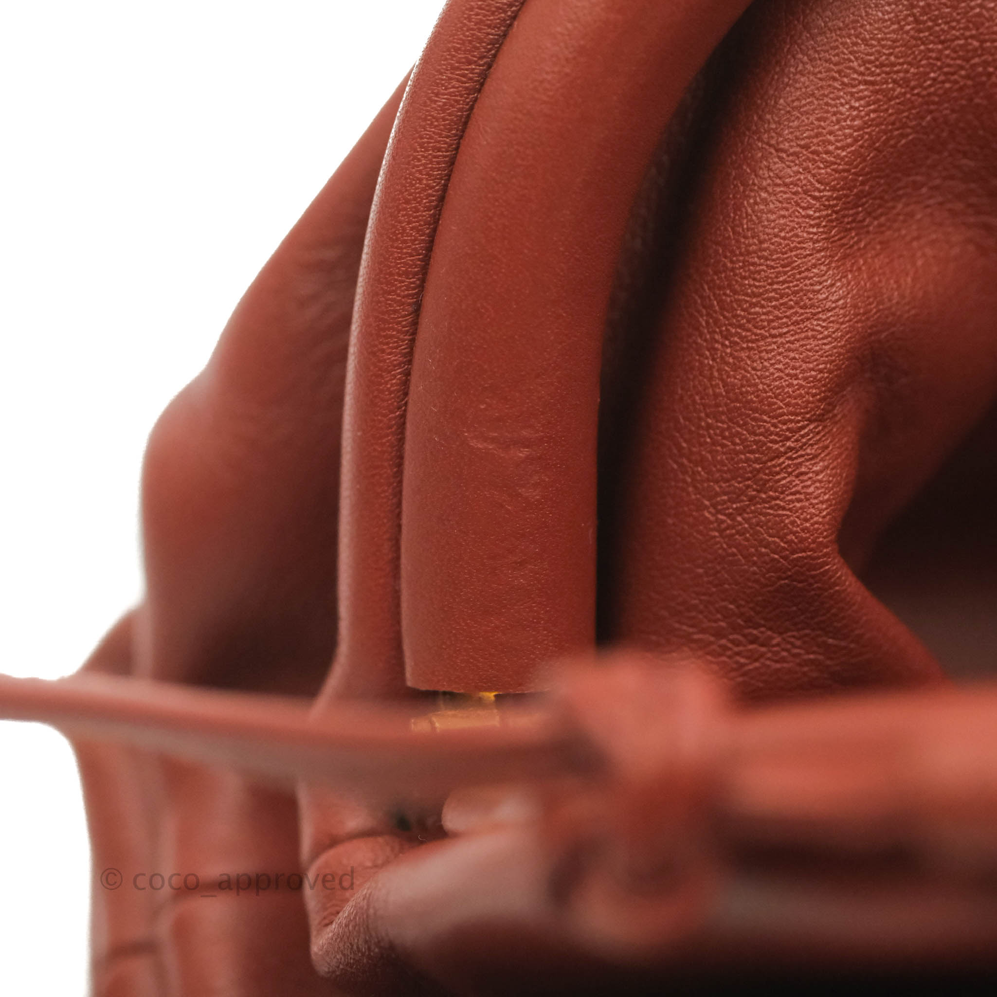 Bottega Veneta Mini Pouch in Butter Calfskin - Bordeaux Brick Red Crossbody Bag for Women | Perfect for Evening Out, Date Night & Special Occasions