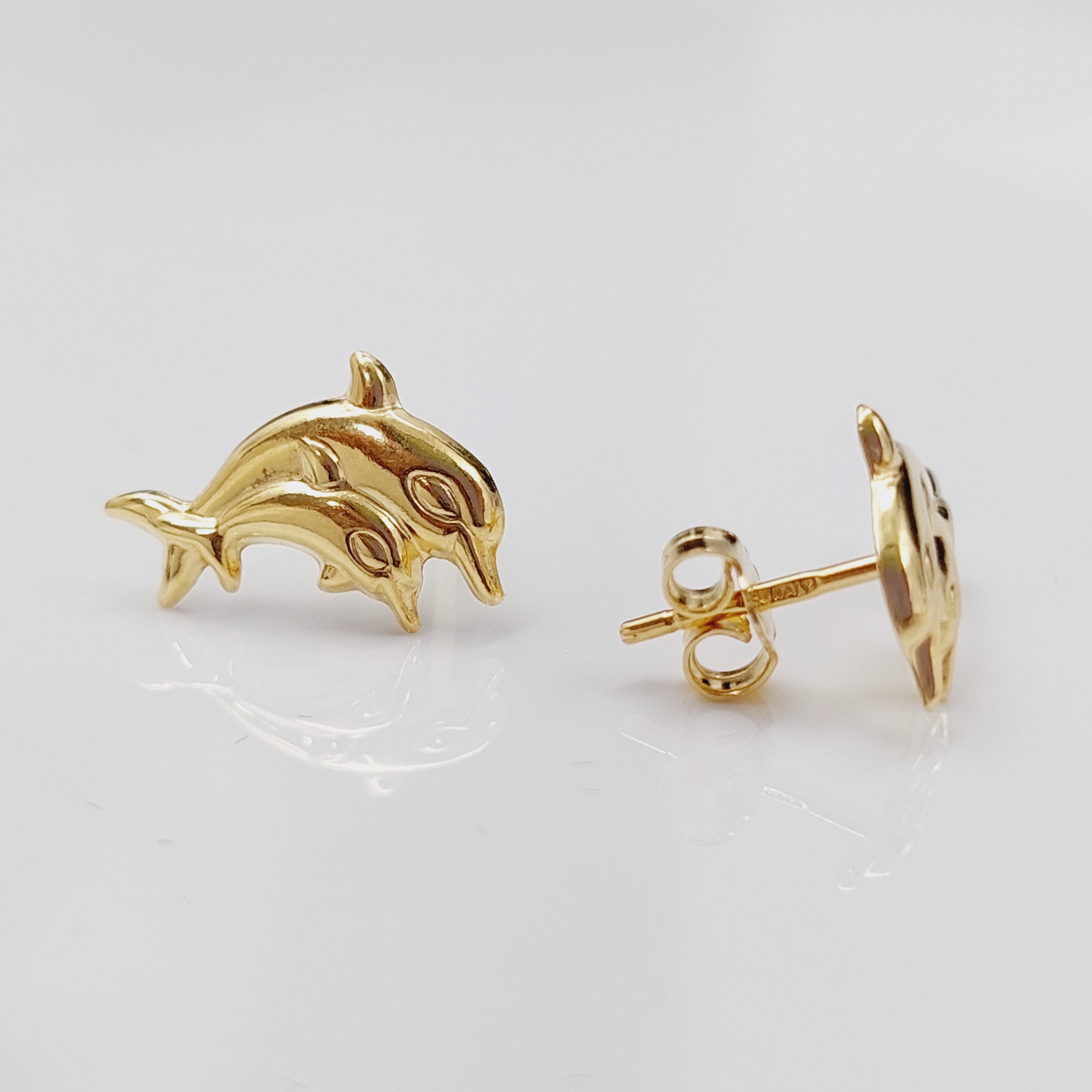Elegant Dolphin Stud Earrings for Women - Sterling Silver Marine Animal Jewelry - Perfect for Beach Vacations, Ocean-Themed Parties & Gifts