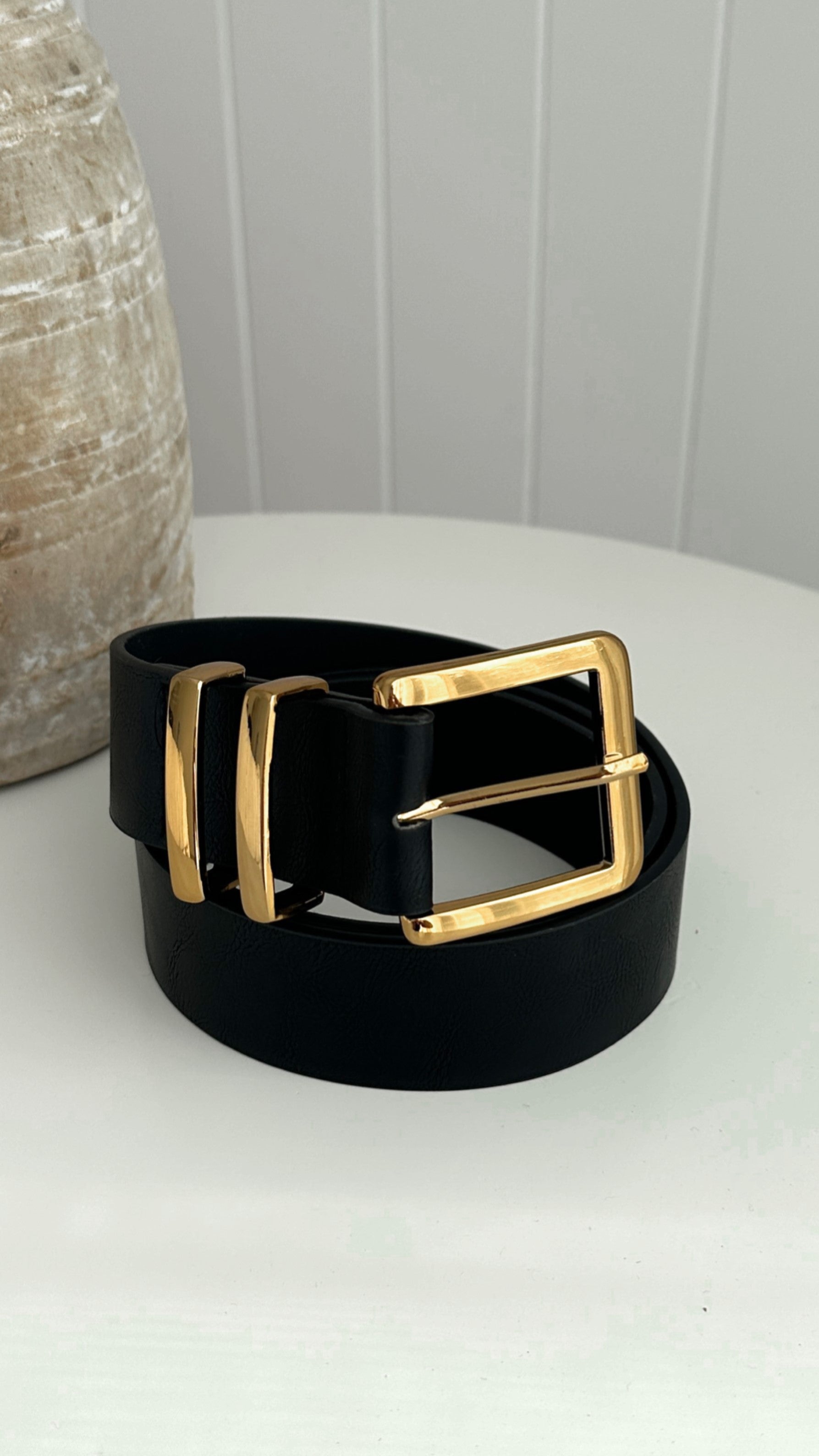 Jabilo Belt for Men - Premium Black & Gold Buckle - Stylish Dress & Casual Wear Accessory for Office, Party & Everyday Outfits