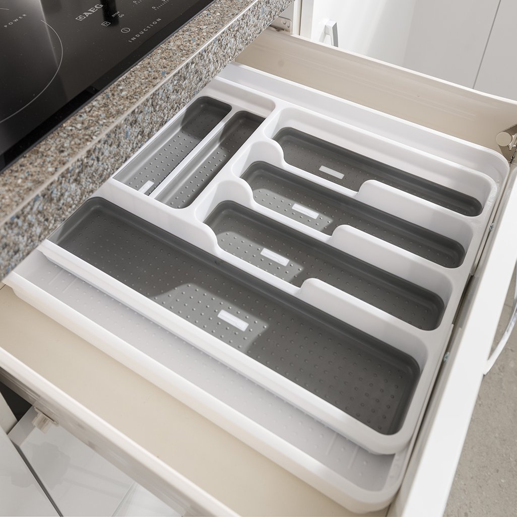 Addis Expandable Drawer Organizer for Kitchen Utensils - 6 to 8 Adjustable Compartments - White/Grey (34-58.5 x 41.5 x 5 cm) - Perfect for Cutlery, Spoons, Knives & Cooking Tools Storage